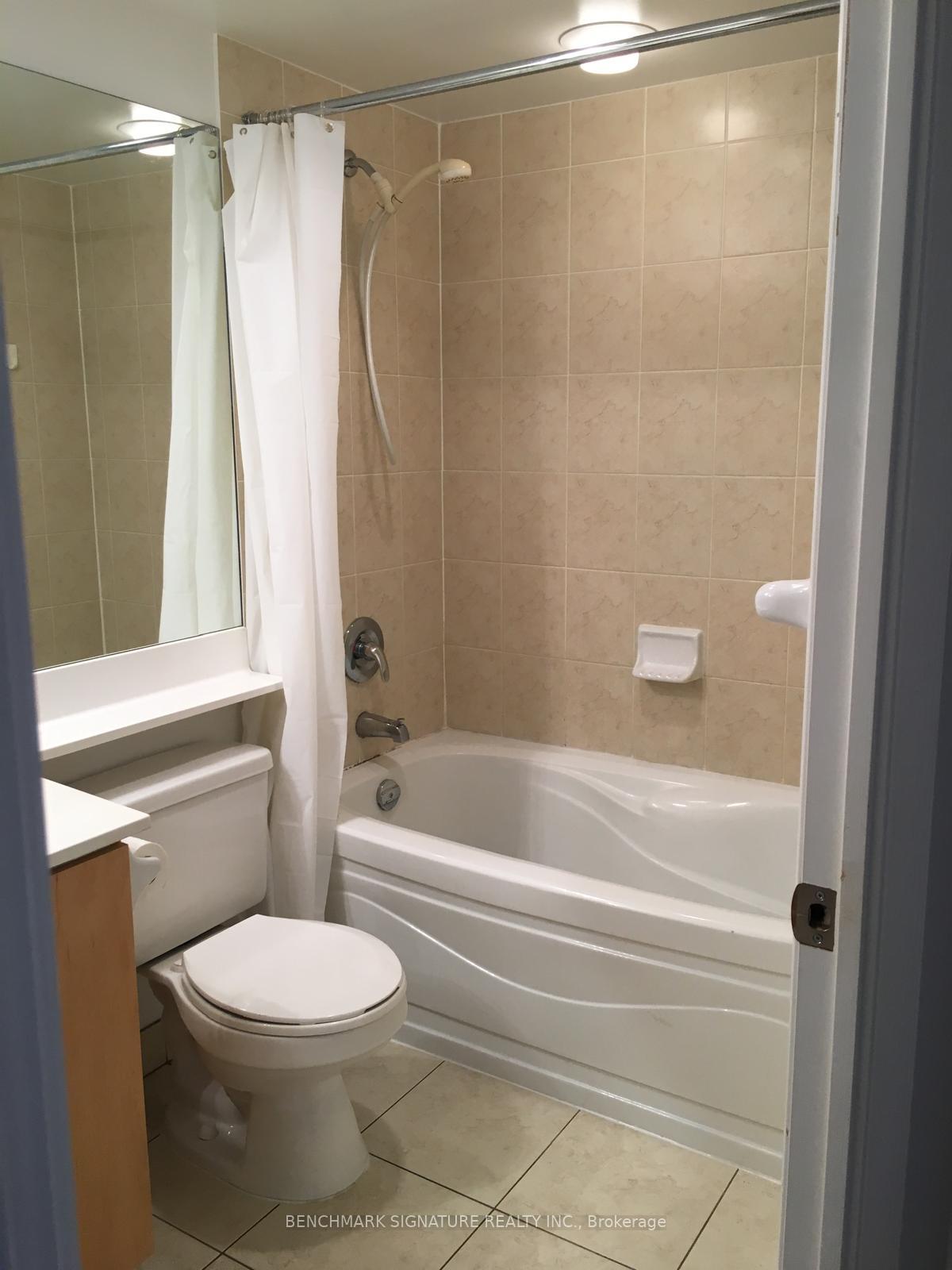 Photo 9 of Unit 506, 33 Cox Boulevard, Markham, Unionville — HOMEH
