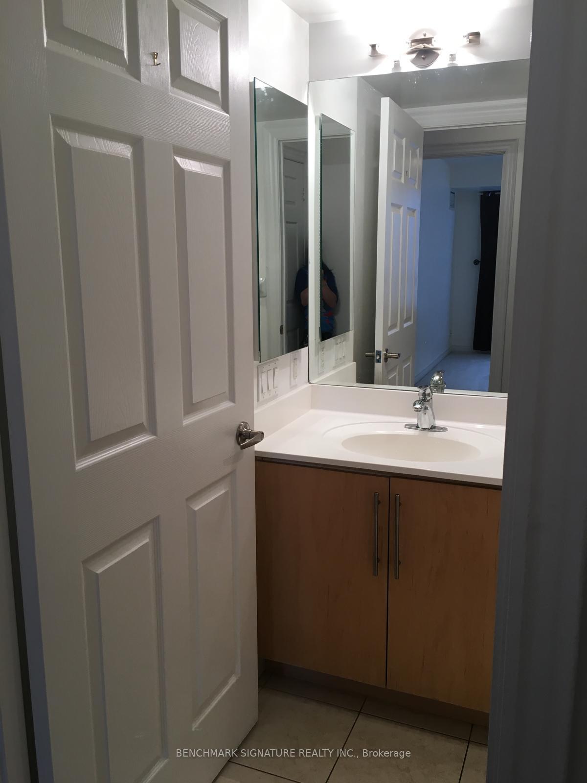 Photo 10 of Unit 506, 33 Cox Boulevard, Markham, Unionville — HOMEH