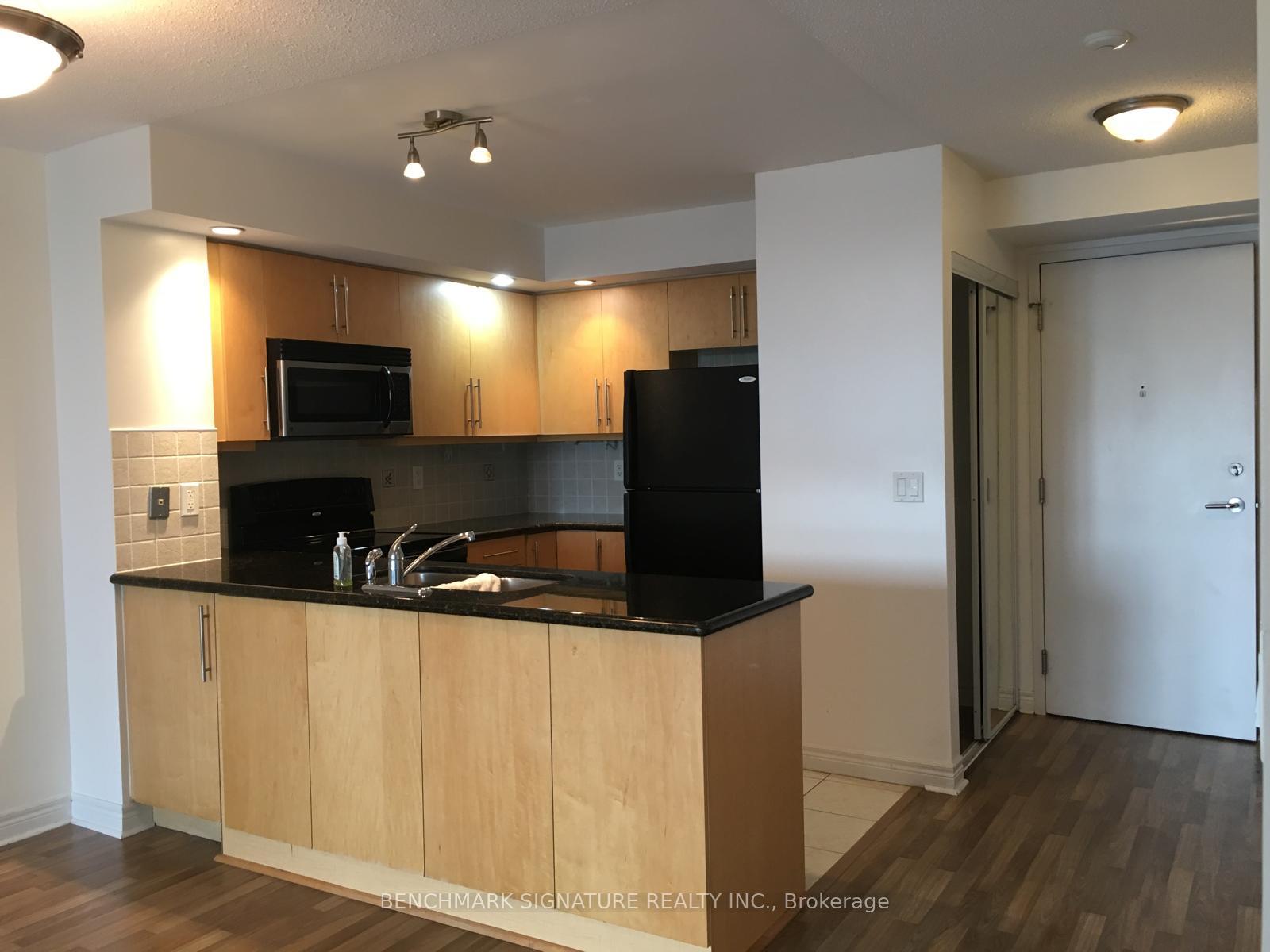 Photo of Unit 506, 33 Cox Boulevard
