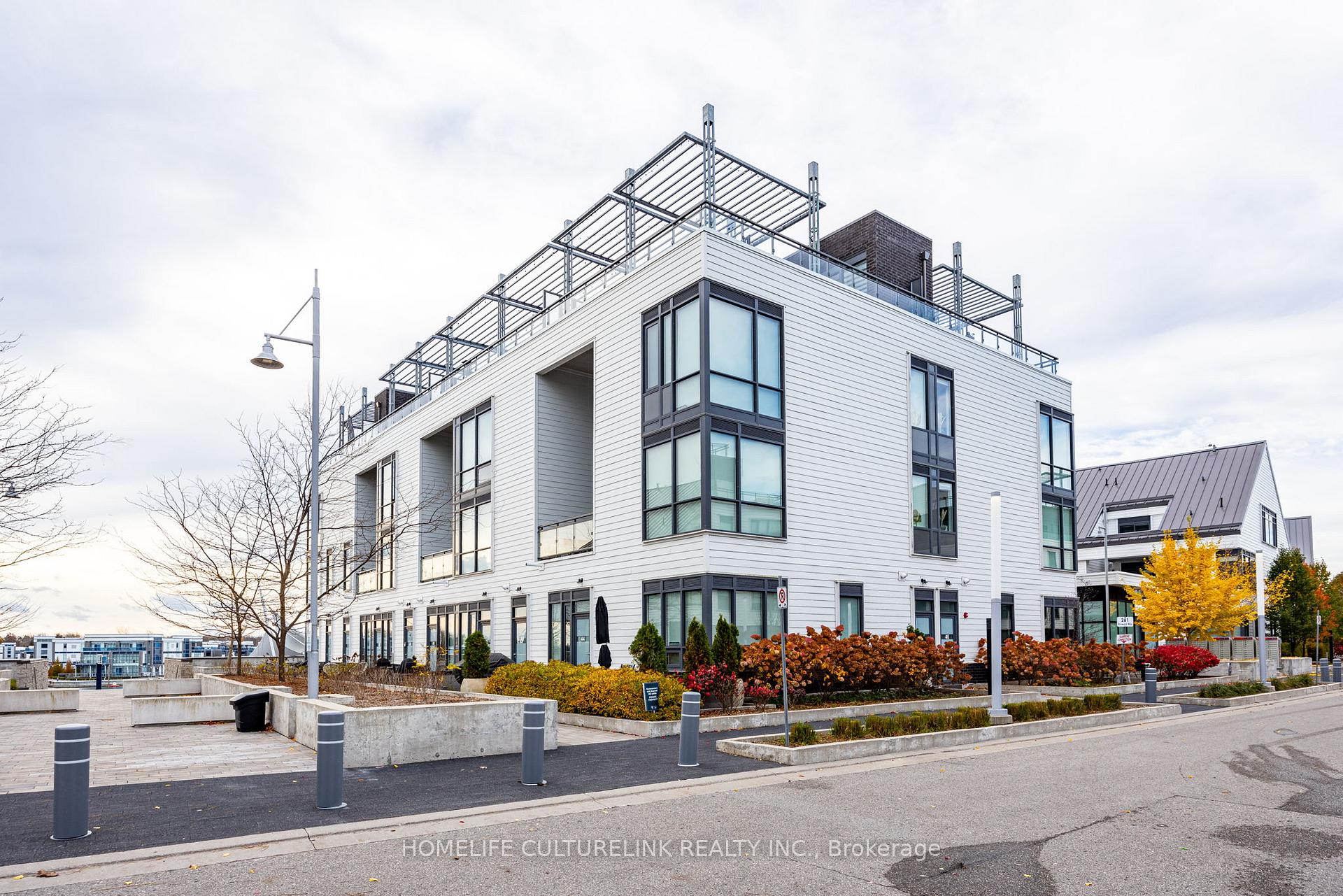 Photo 2 of Unit 37, 261 Broward Way, Innisfil, Rural Innisfil — HOMEH