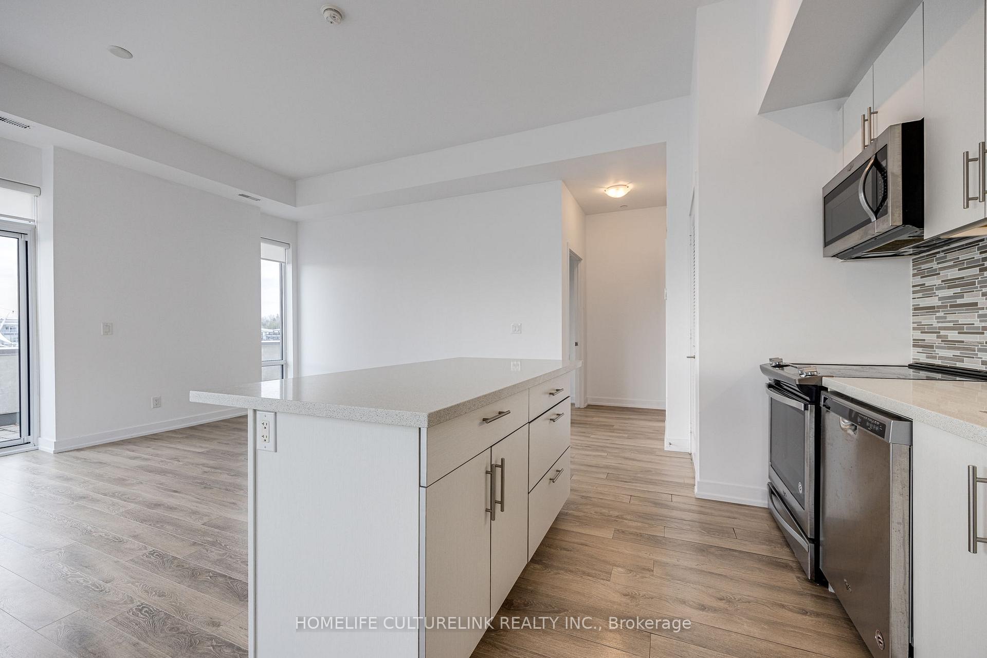 Photo 13 of Unit 37, 261 Broward Way, Innisfil, Rural Innisfil — HOMEH