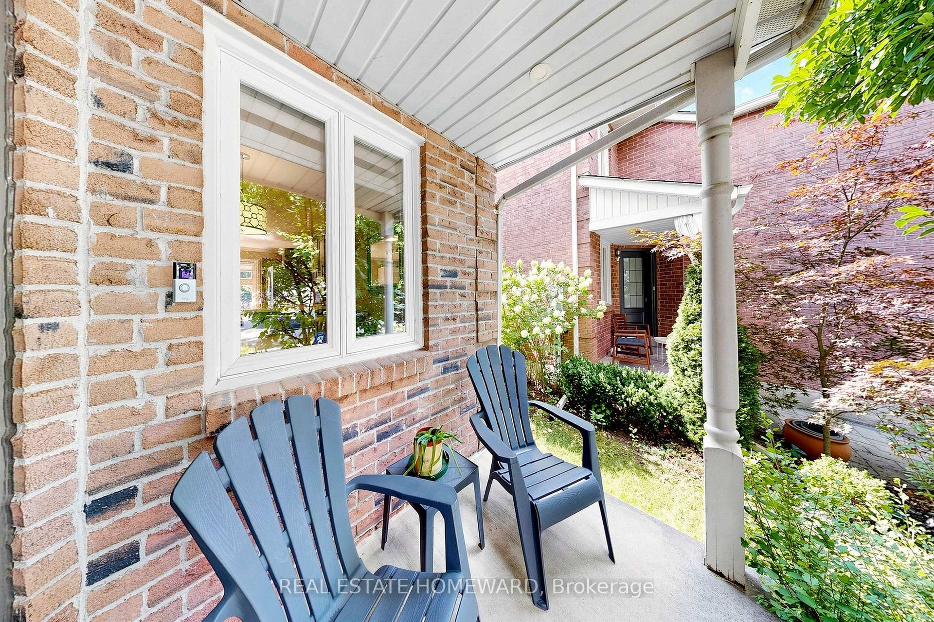 Photo 3 of 242 Badessa Circle, Vaughan, Brownridge — HOMEH