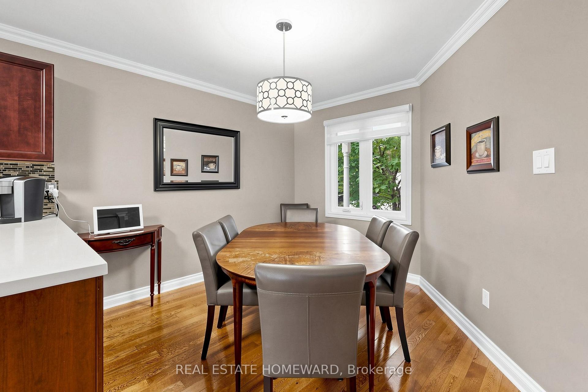 Photo 11 of 242 Badessa Circle, Vaughan, Brownridge — HOMEH