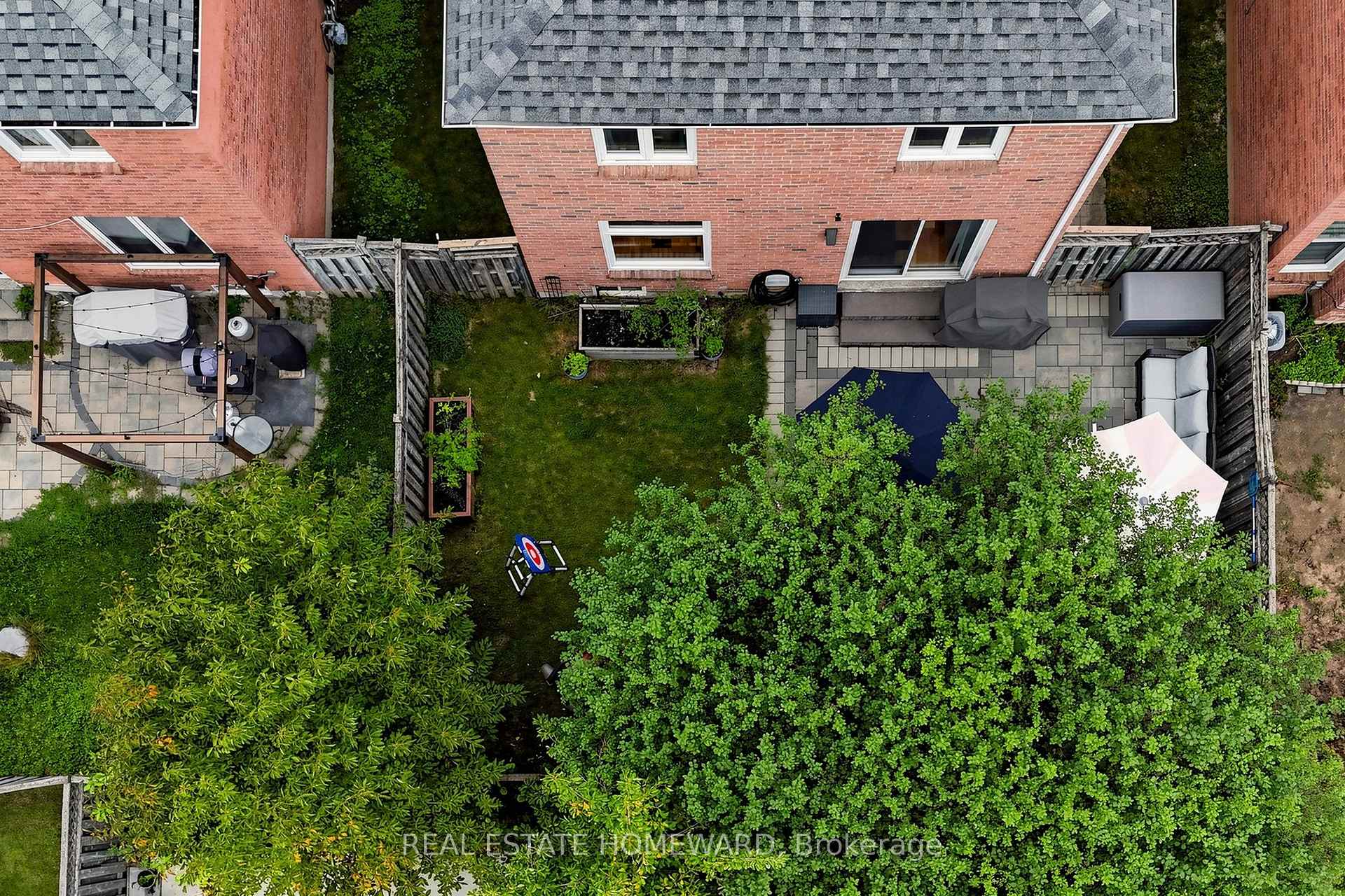 Photo 39 of 242 Badessa Circle, Vaughan, Brownridge — HOMEH