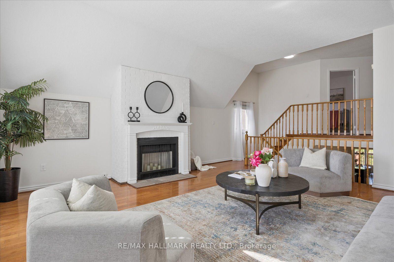 Photo 20 of 32 Valley Centre Drive, Scarborough, Rouge — HOMEH