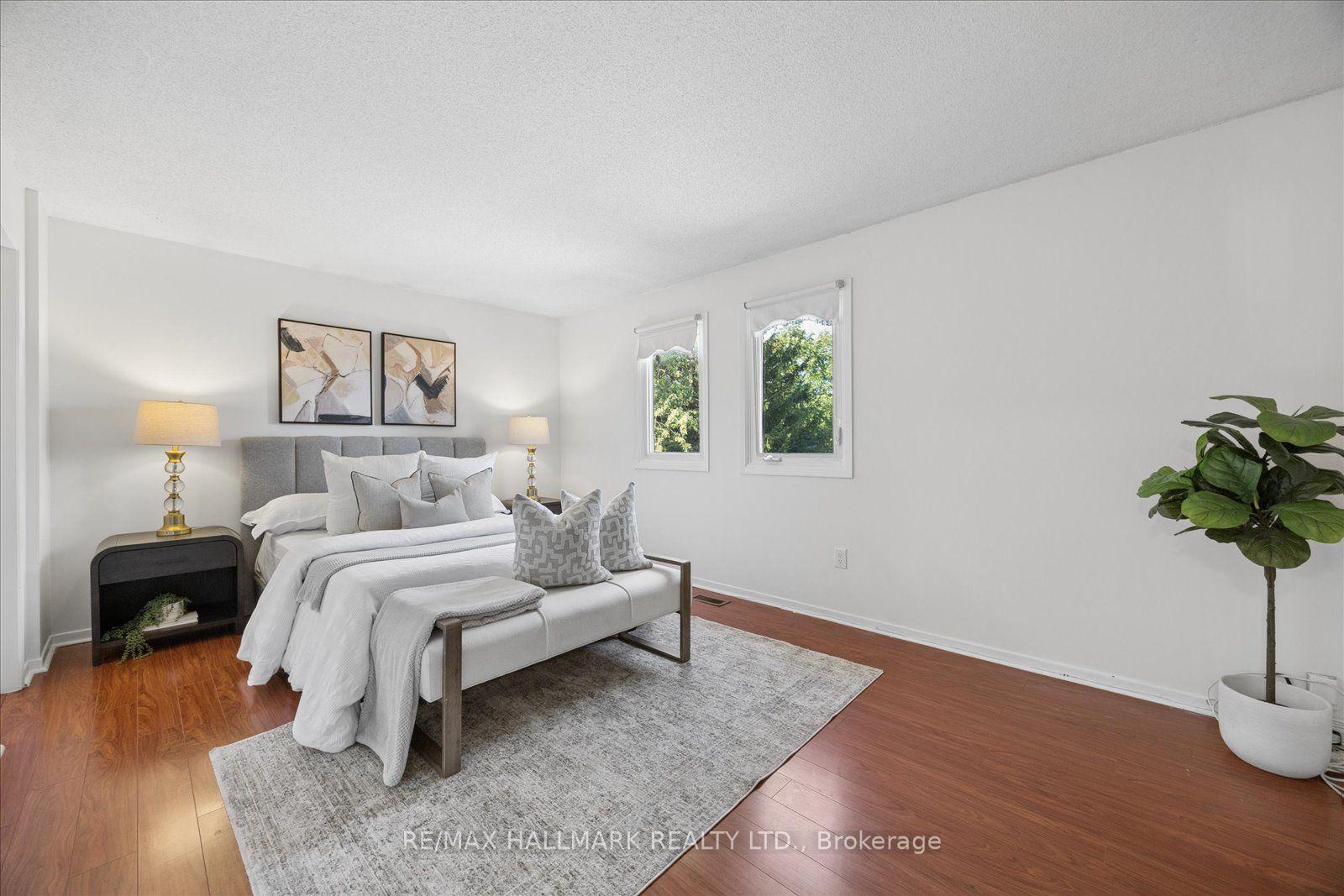 Photo 23 of 32 Valley Centre Drive, Scarborough, Rouge — HOMEH