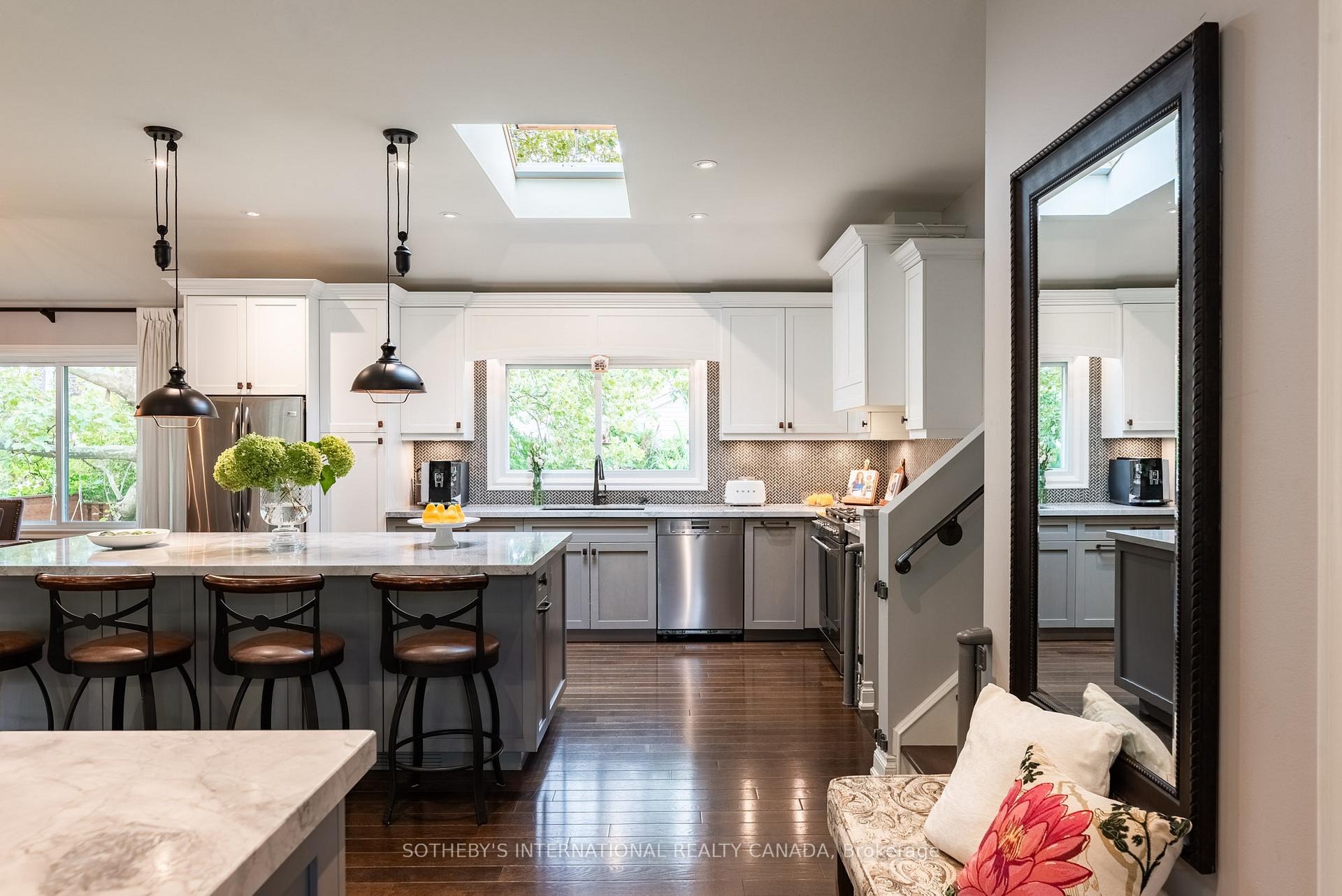 Photo 8 of 600 Deborah Crescent, Burlington, LaSalle — HOMEH