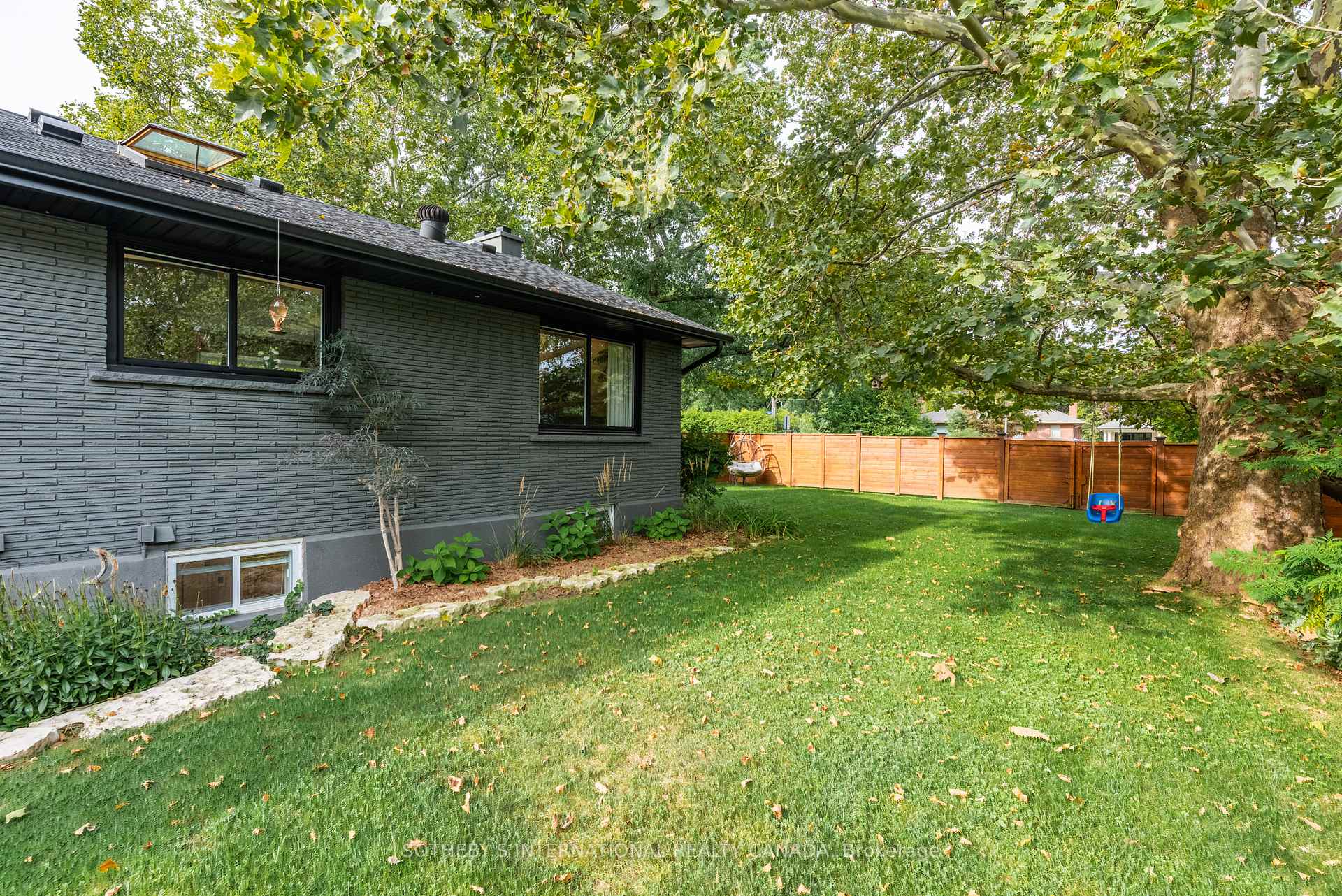 Photo 32 of 600 Deborah Crescent, Burlington, LaSalle — HOMEH