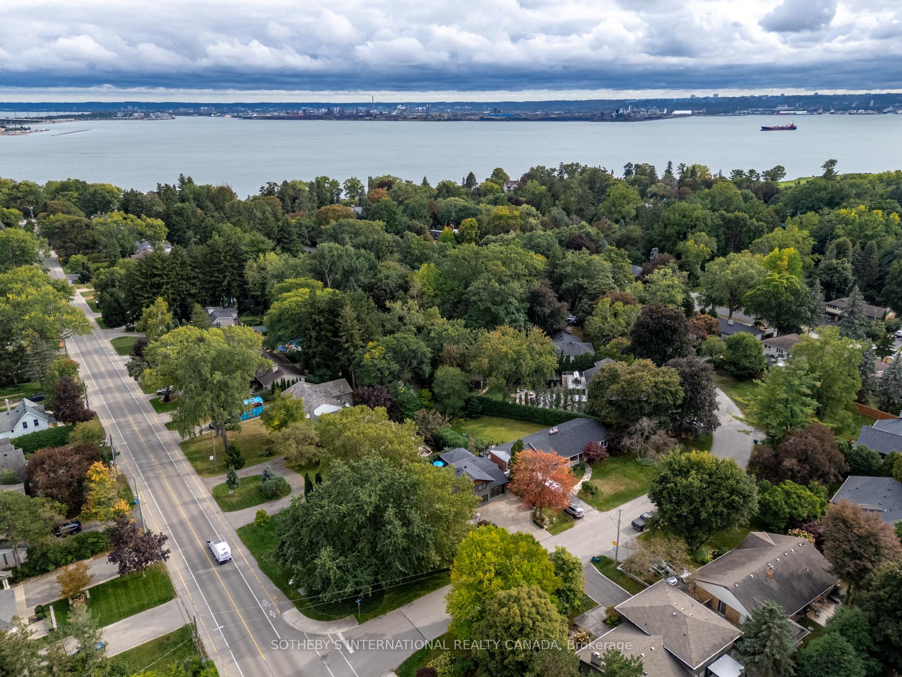 Photo 35 of 600 Deborah Crescent, Burlington, LaSalle — HOMEH