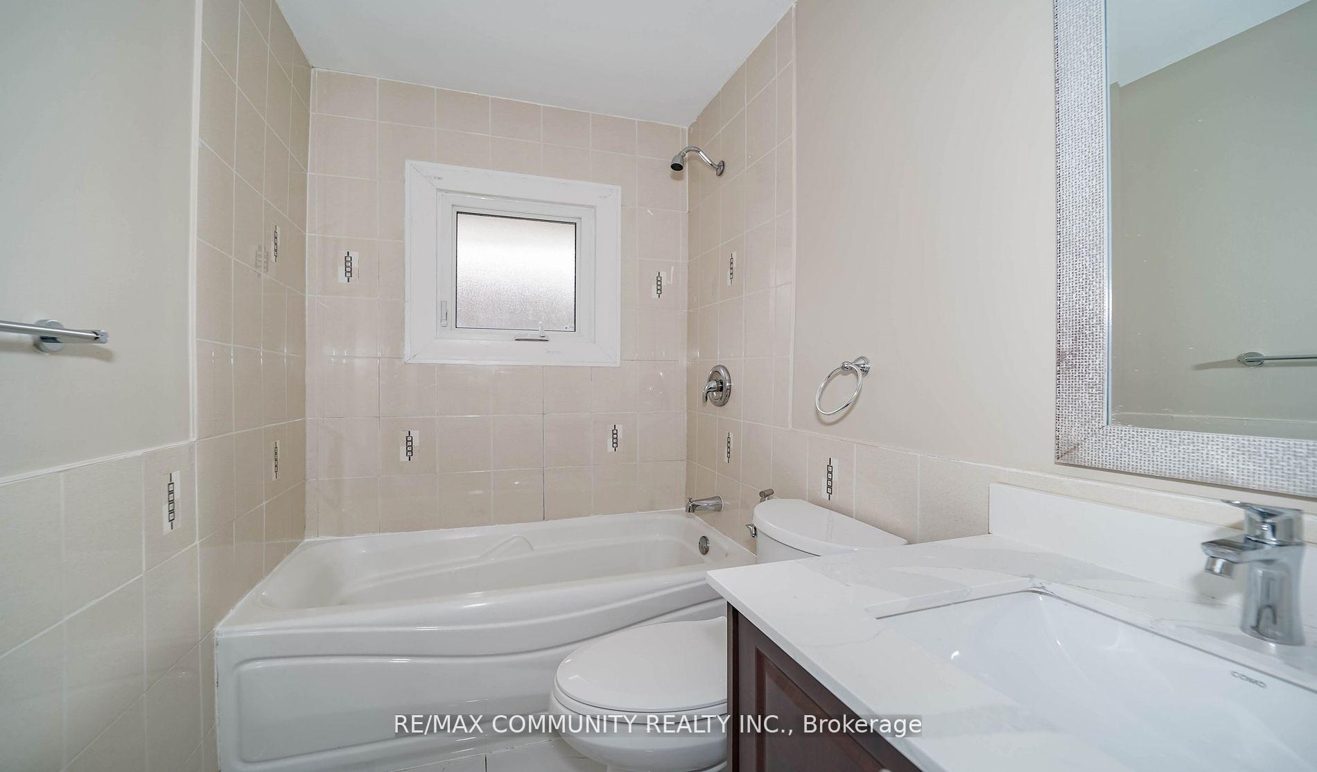 Photo 11 of Unit Main, 43 Christina Crescent, Scarborough, Wexford-Maryvale — HOMEH