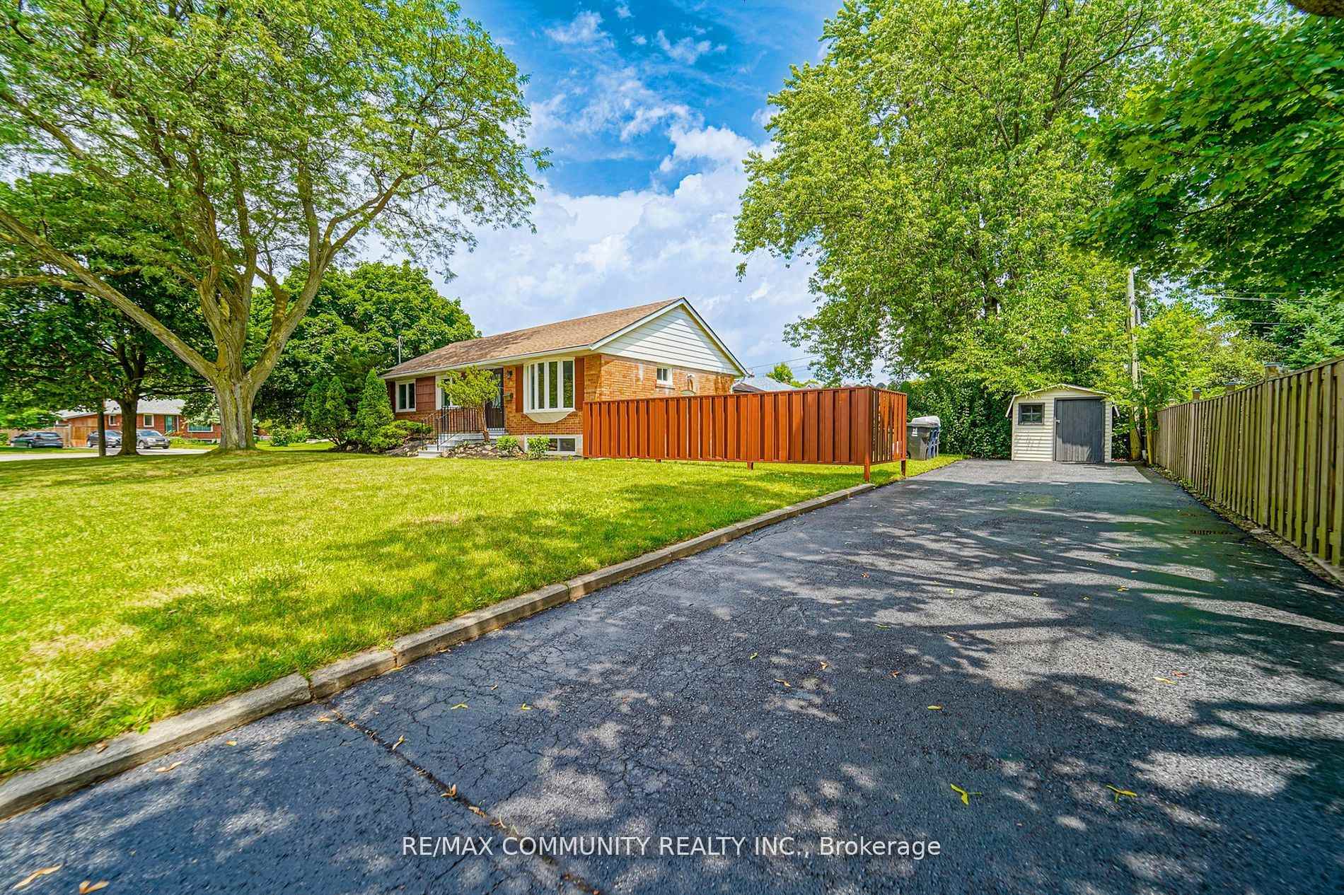 Photo 16 of Unit Main, 43 Christina Crescent, Scarborough, Wexford-Maryvale — HOMEH