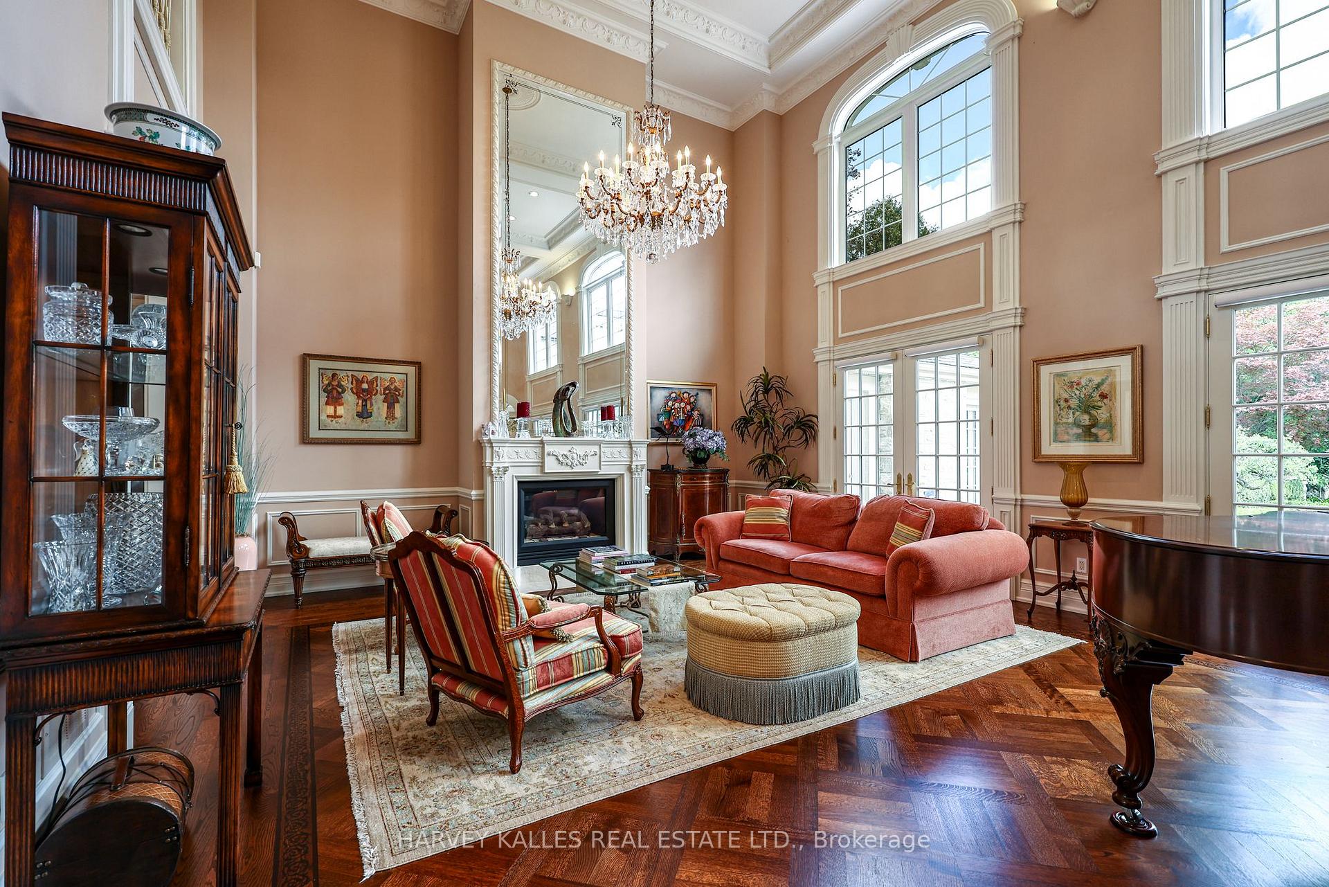 Photo 6 of 43 Thornbank Road, Vaughan, Uplands — HOMEH