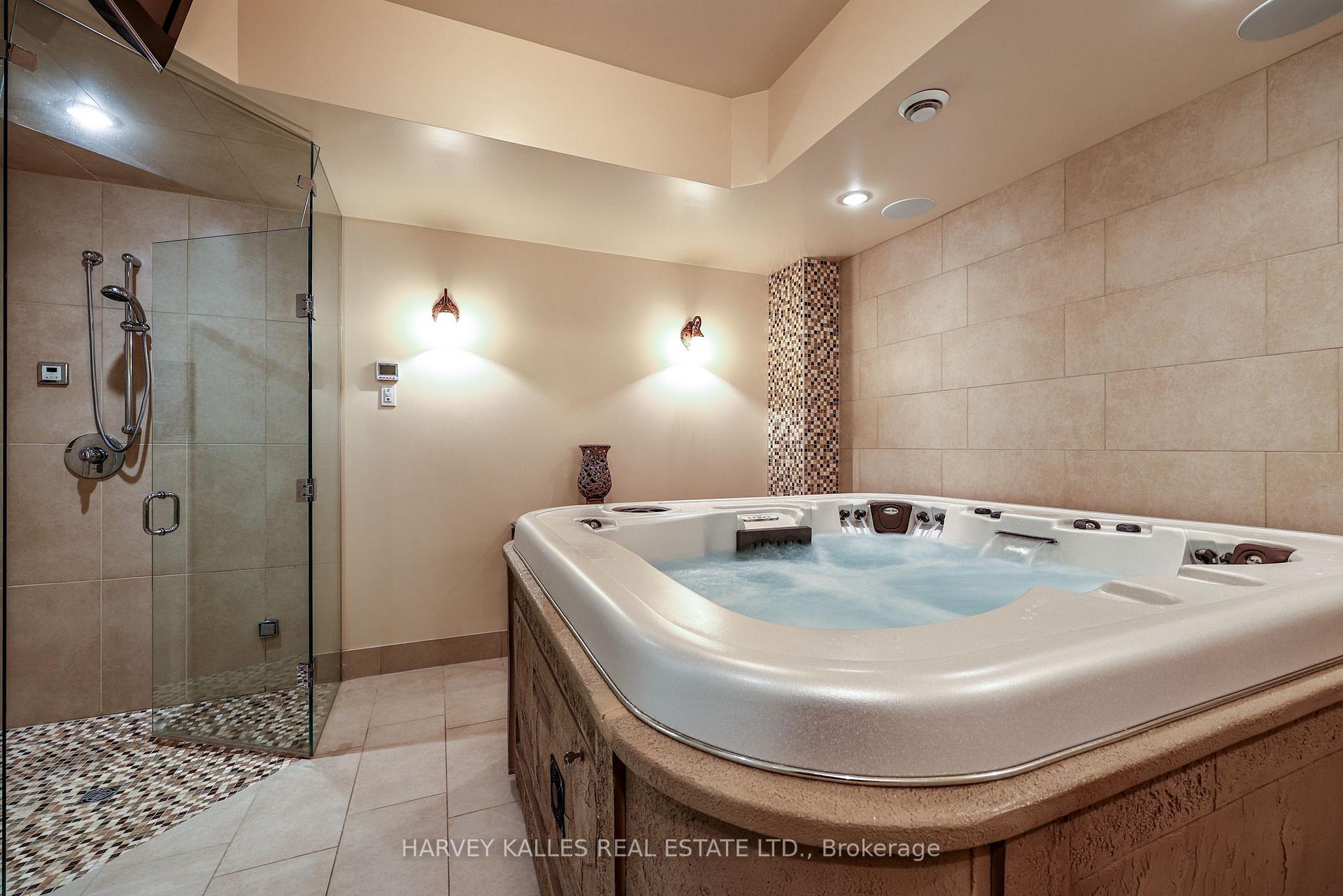 Photo 21 of 43 Thornbank Road, Vaughan, Uplands — HOMEH