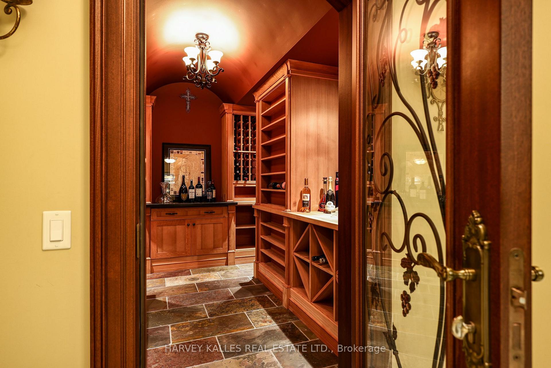 Photo 24 of 43 Thornbank Road, Vaughan, Uplands — HOMEH