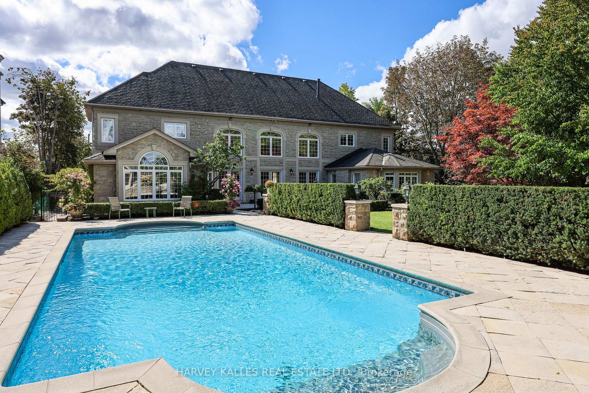 Photo 27 of 43 Thornbank Road, Vaughan, Uplands — HOMEH