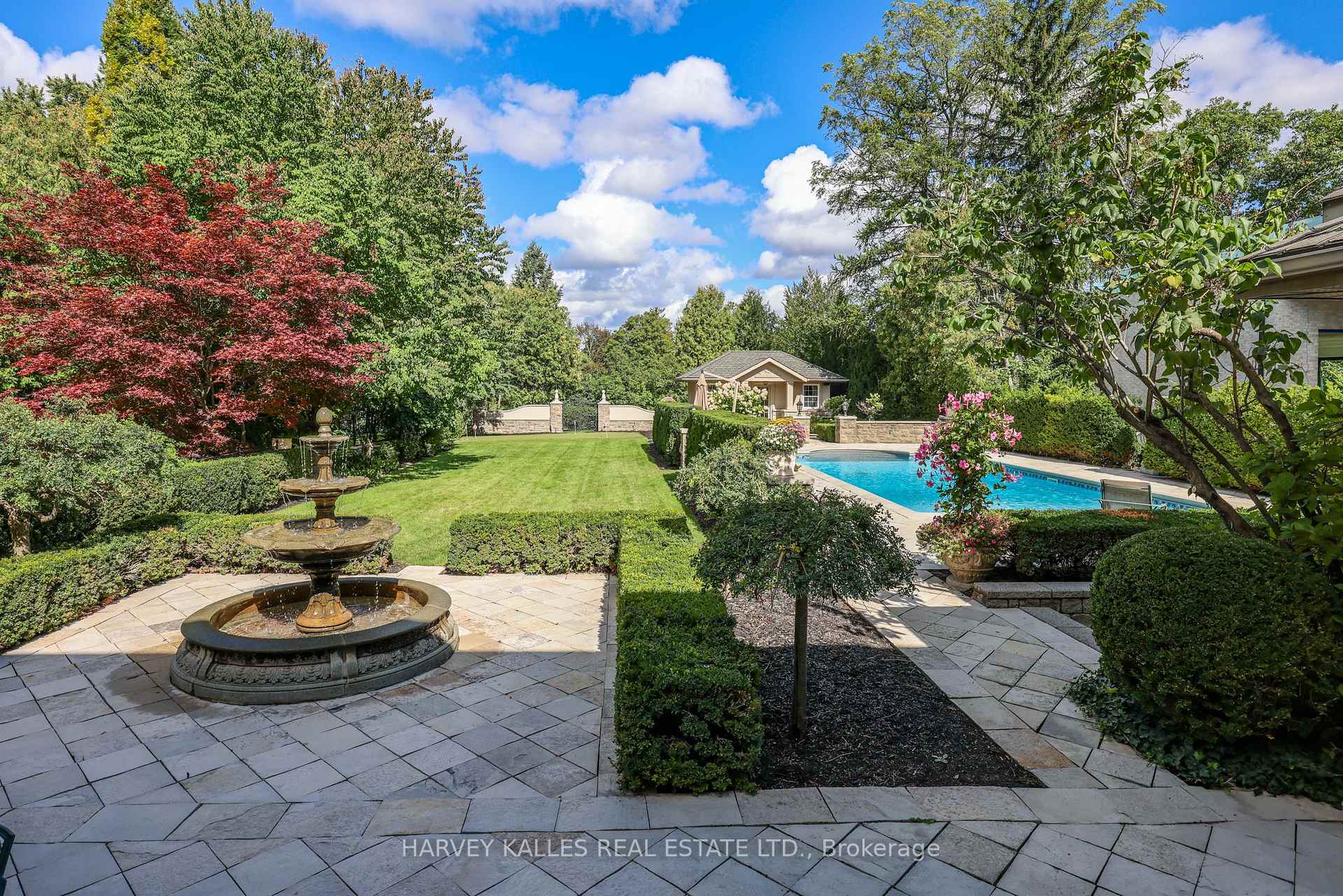 Photo 28 of 43 Thornbank Road, Vaughan, Uplands — HOMEH