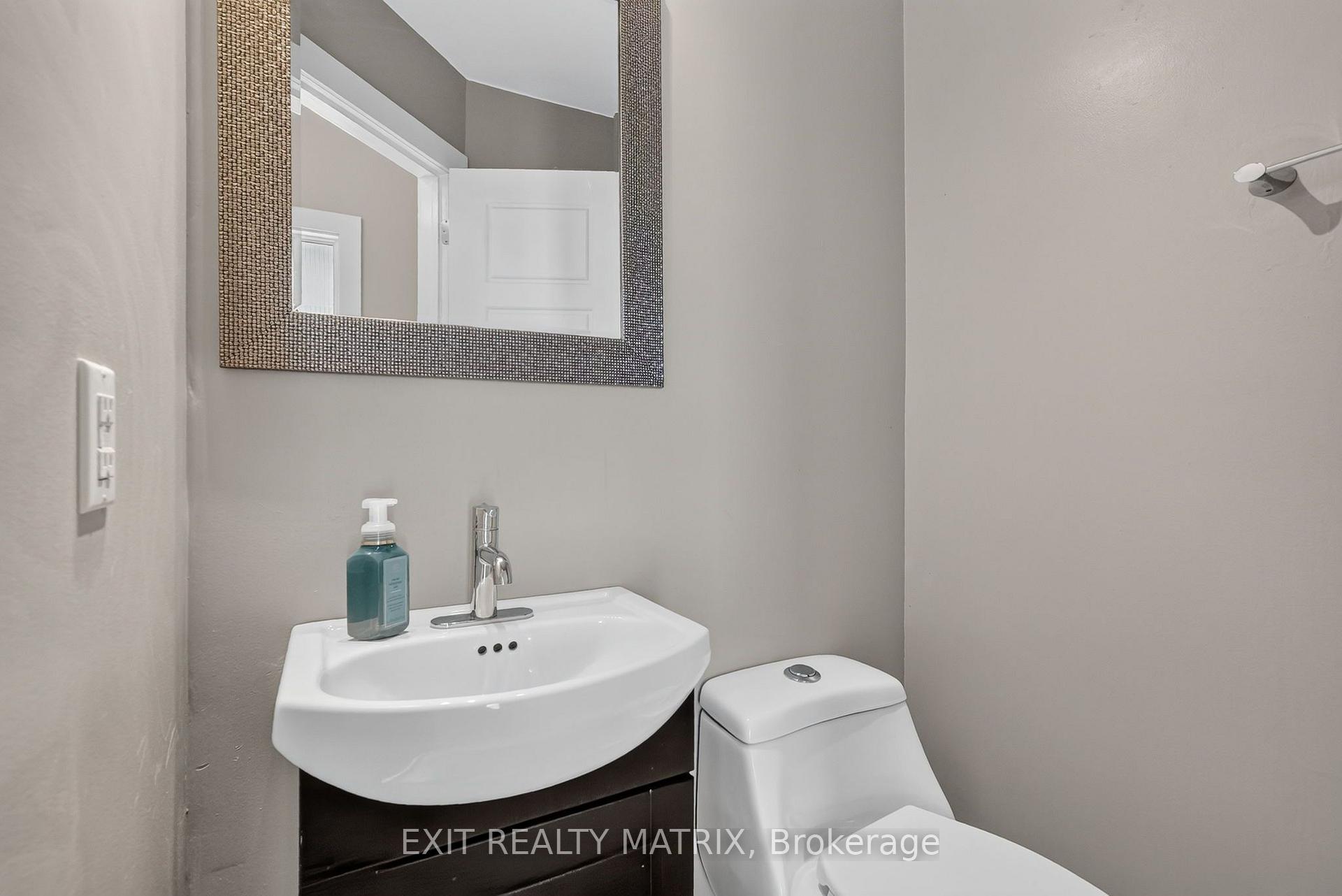 Photo 16 of 2043 Avenue O, Ottawa, Eastway Gardens/Industrial Park — HOMEH