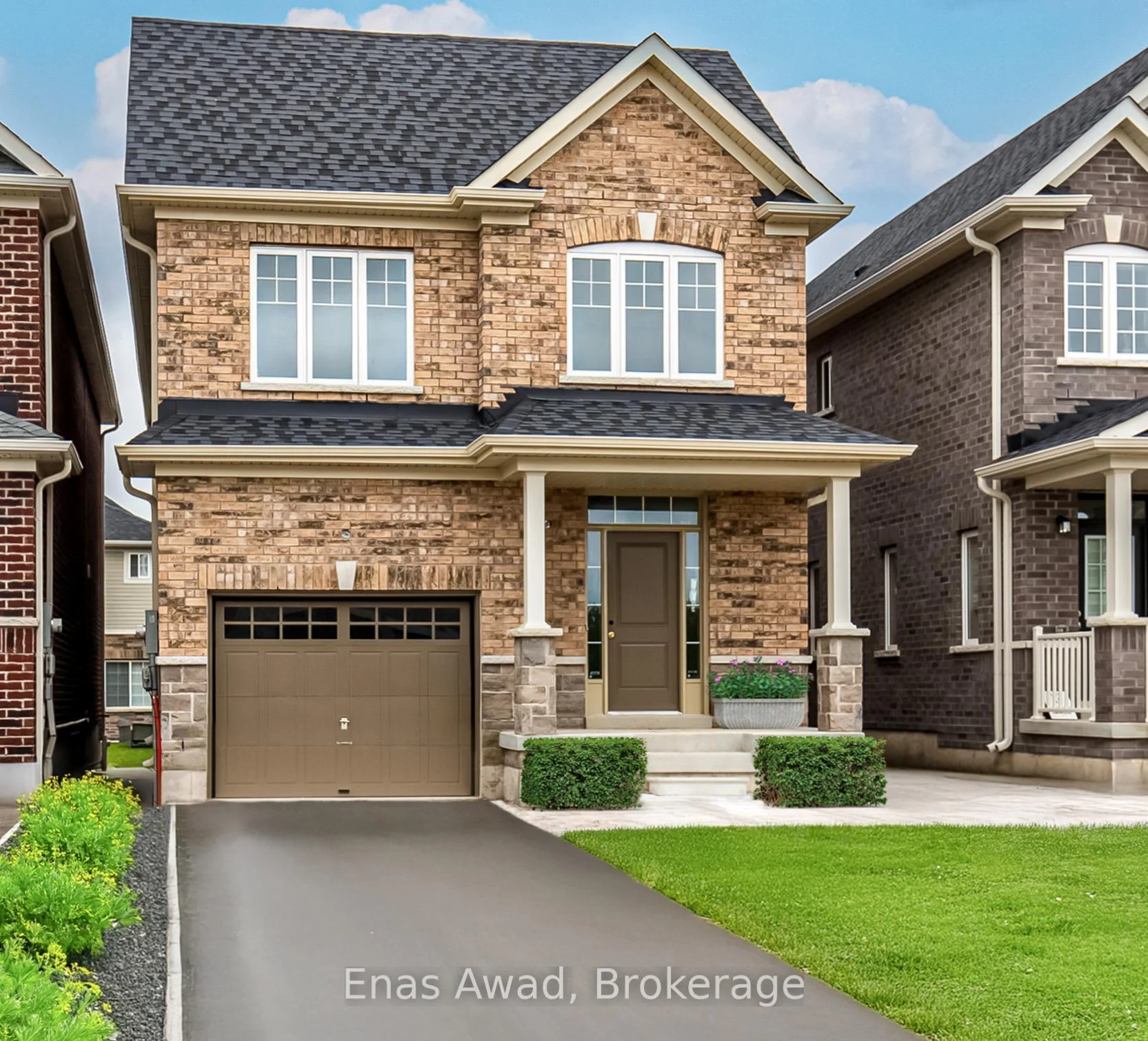 Photo 3 of 22 Hutchison Road, Guelph, Kortright East — HOMEH