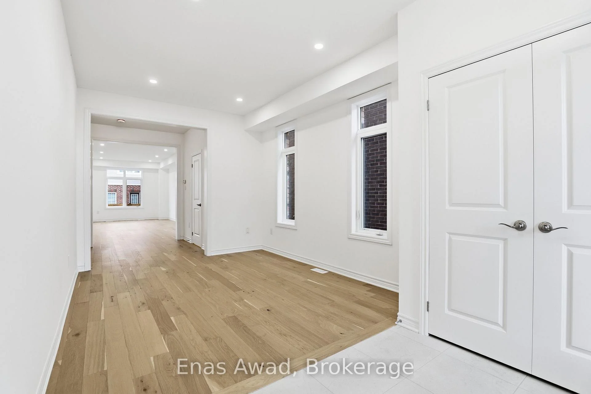 Photo 6 of 22 Hutchison Road, Guelph, Kortright East — HOMEH