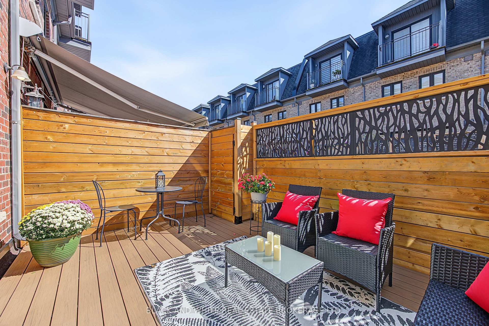 Photo 27 of 45 Lobo Mews, Etobicoke, Islington-City Centre West — HOMEH
