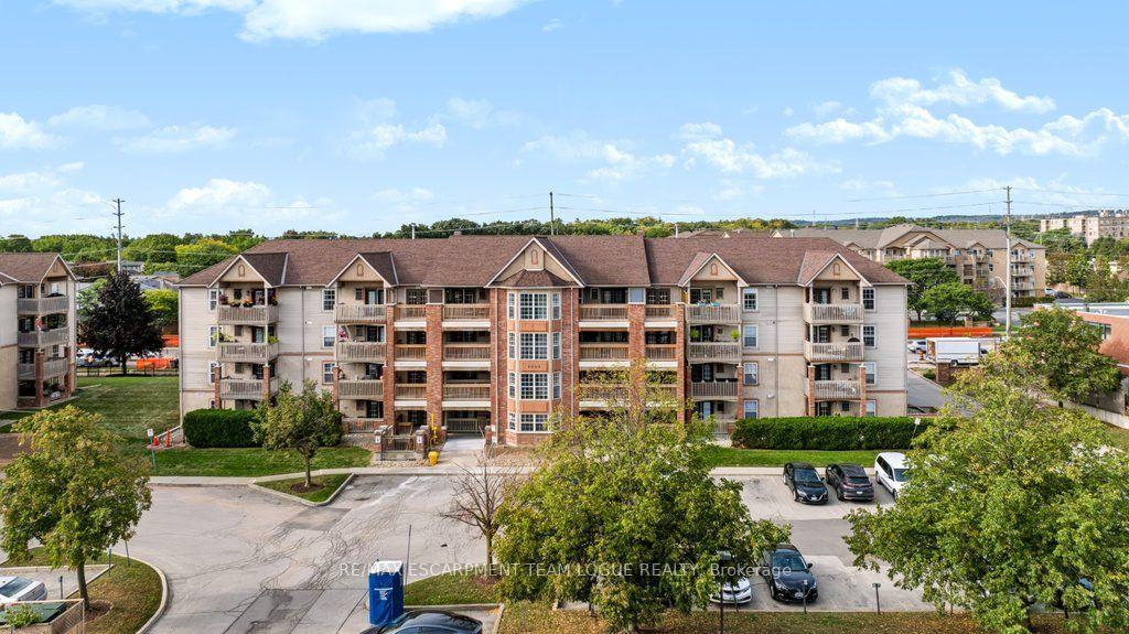 Photo 1 of Unit 412, 4003 Kilmer Drive, Burlington, Tansley — HOMEH