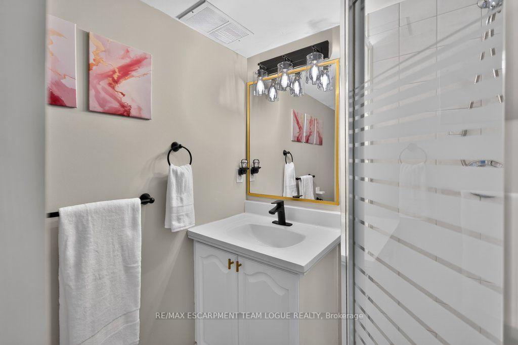 Photo 20 of Unit 412, 4003 Kilmer Drive, Burlington, Tansley — HOMEH