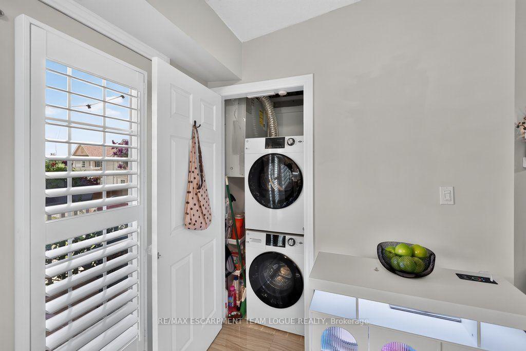 Photo 22 of Unit 412, 4003 Kilmer Drive, Burlington, Tansley — HOMEH