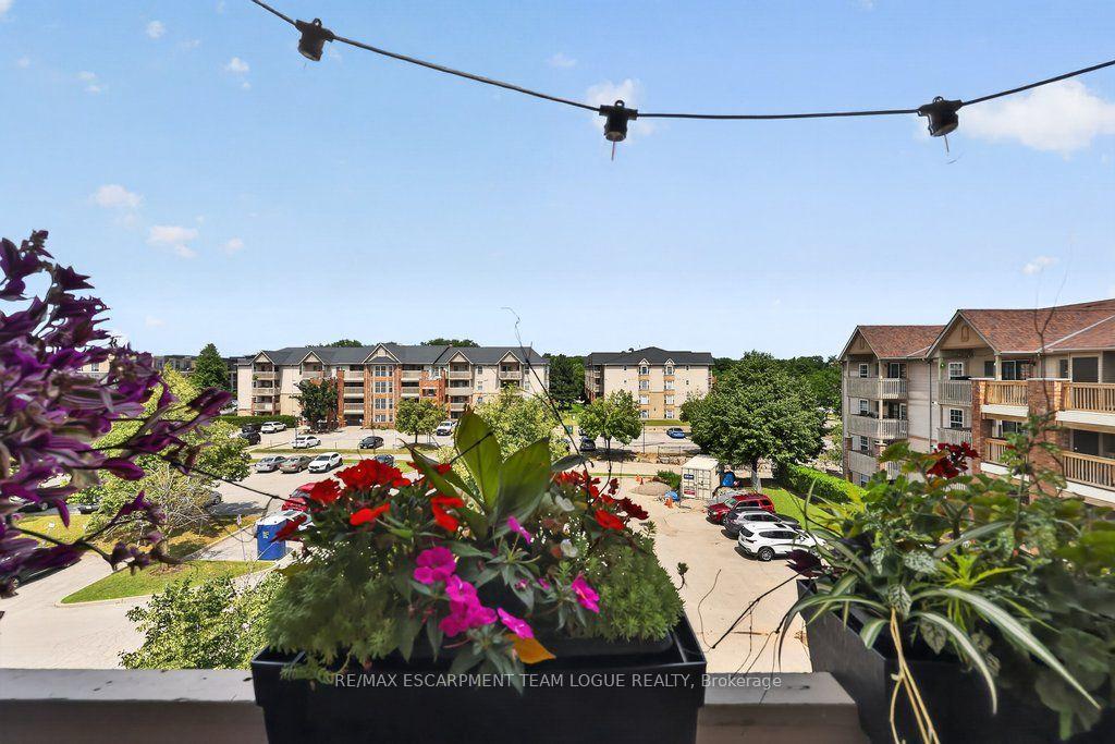 Photo 26 of Unit 412, 4003 Kilmer Drive, Burlington, Tansley — HOMEH