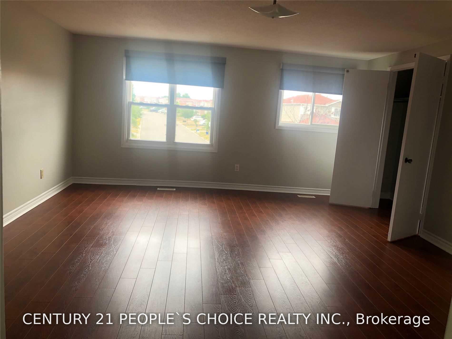Photo 12 of 62 James Edward Drive, Markham, Middlefield — HOMEH
