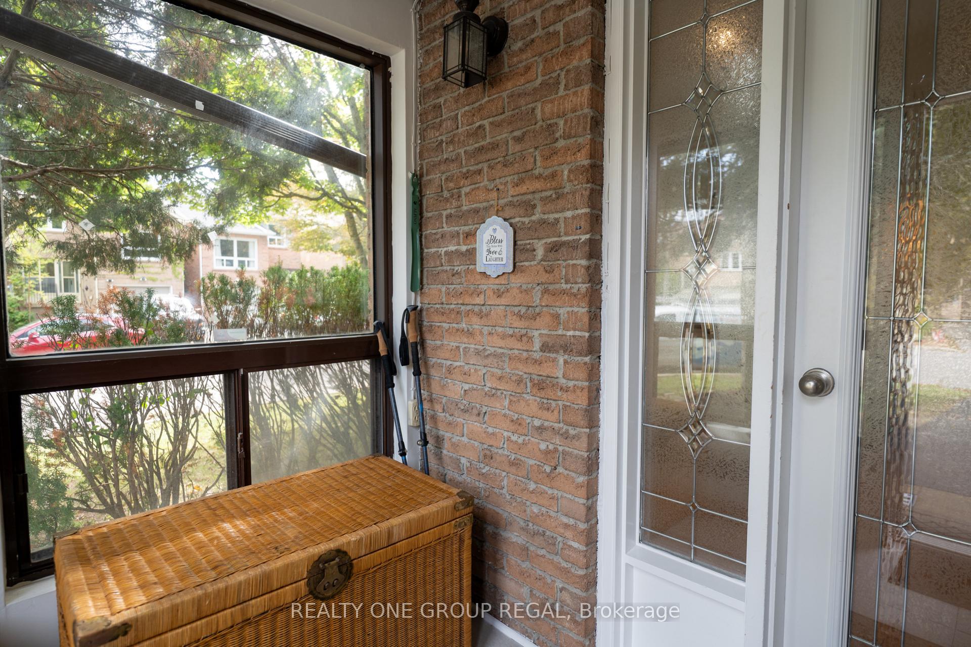 Photo 2 of 78 Baywood Court, Markham, Royal Orchard — HOMEH