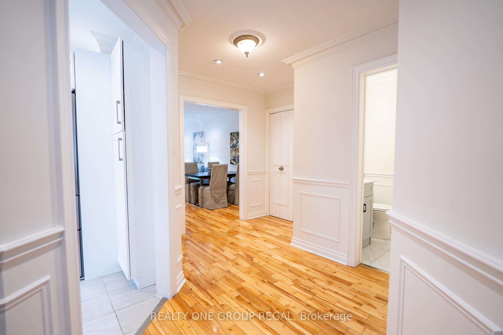 Photo 3 of 78 Baywood Court, Markham, Royal Orchard — HOMEH