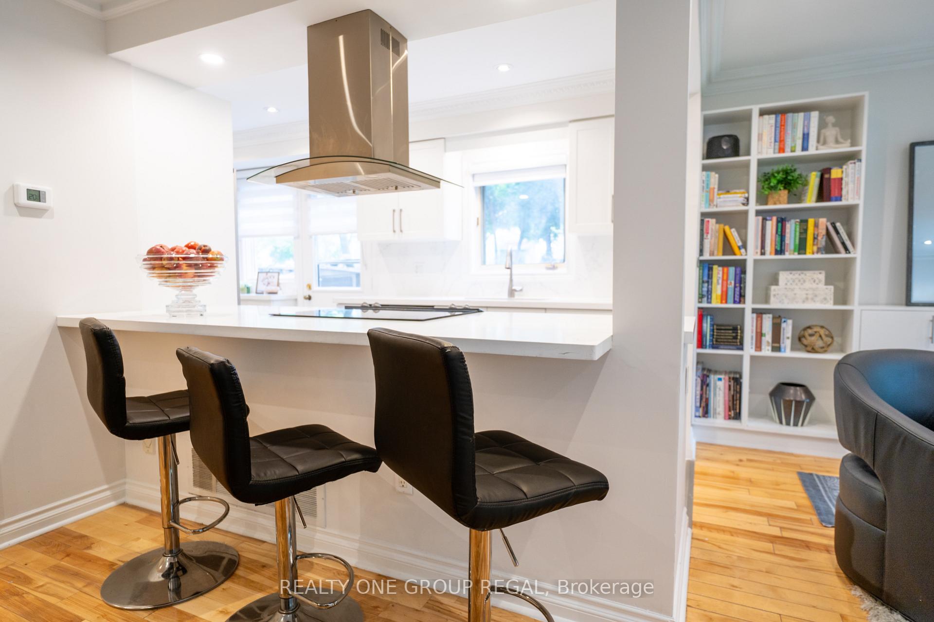Photo 7 of 78 Baywood Court, Markham, Royal Orchard — HOMEH