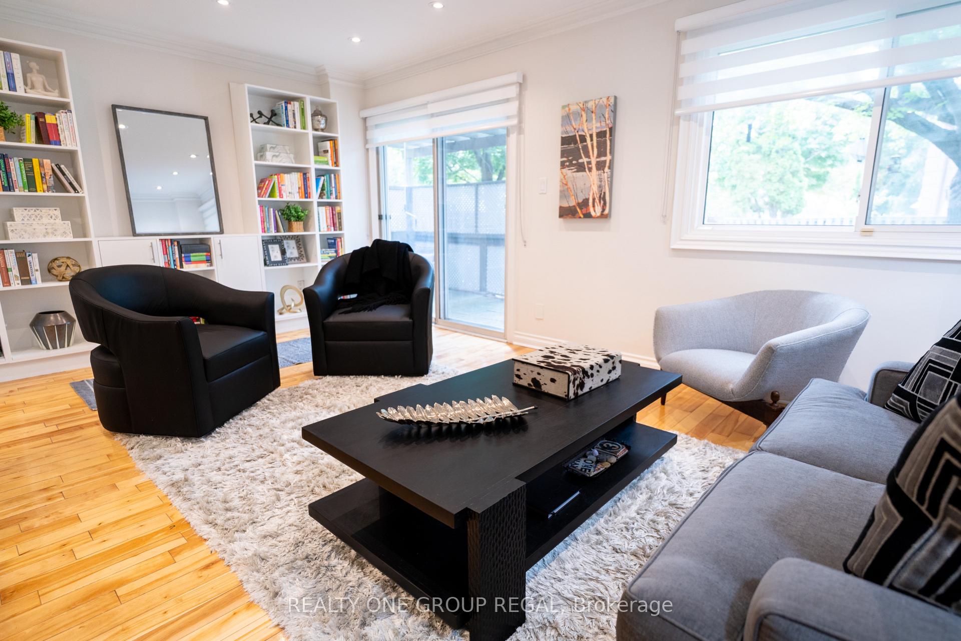 Photo 8 of 78 Baywood Court, Markham, Royal Orchard — HOMEH