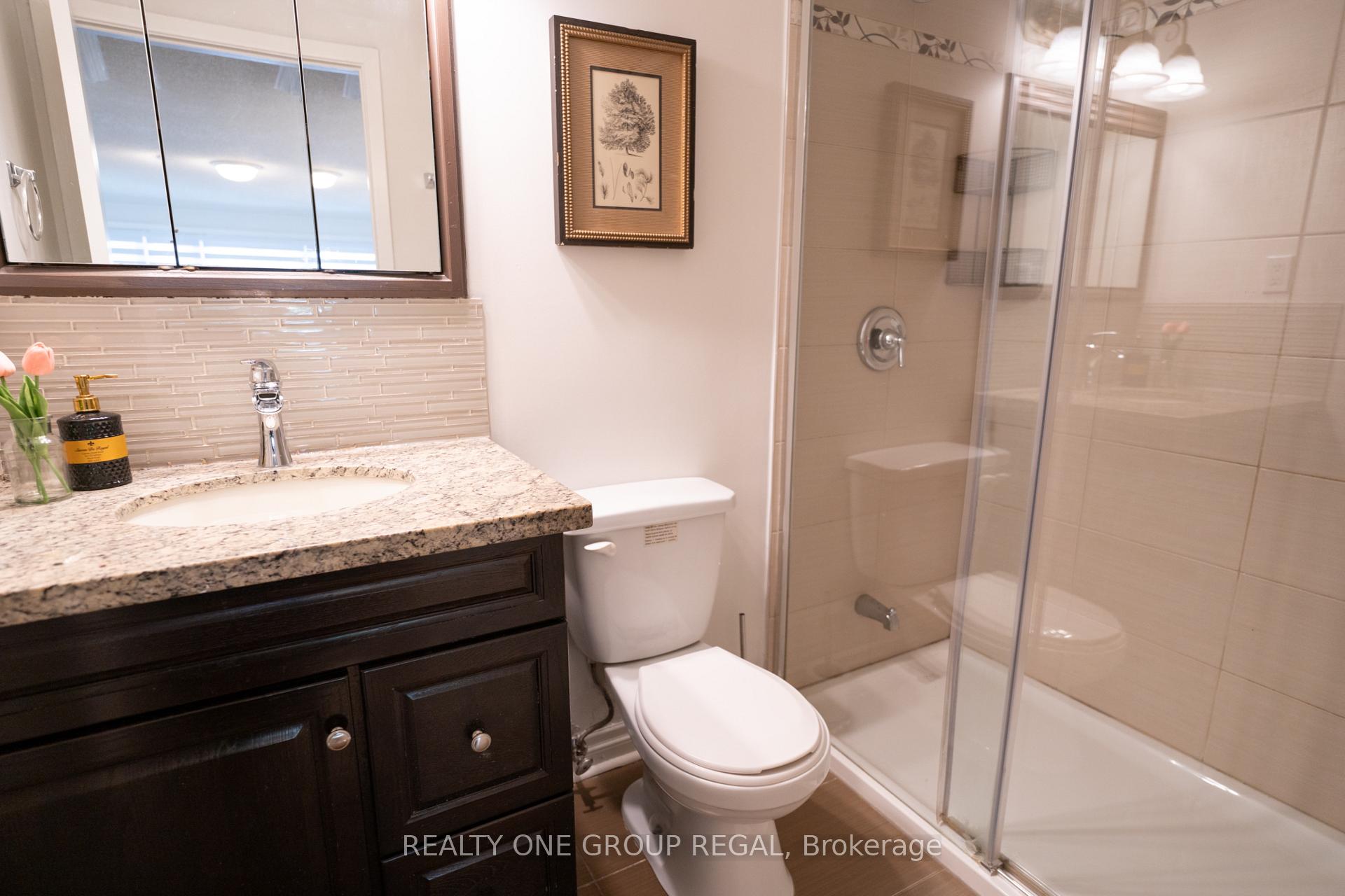 Photo 15 of 78 Baywood Court, Markham, Royal Orchard — HOMEH