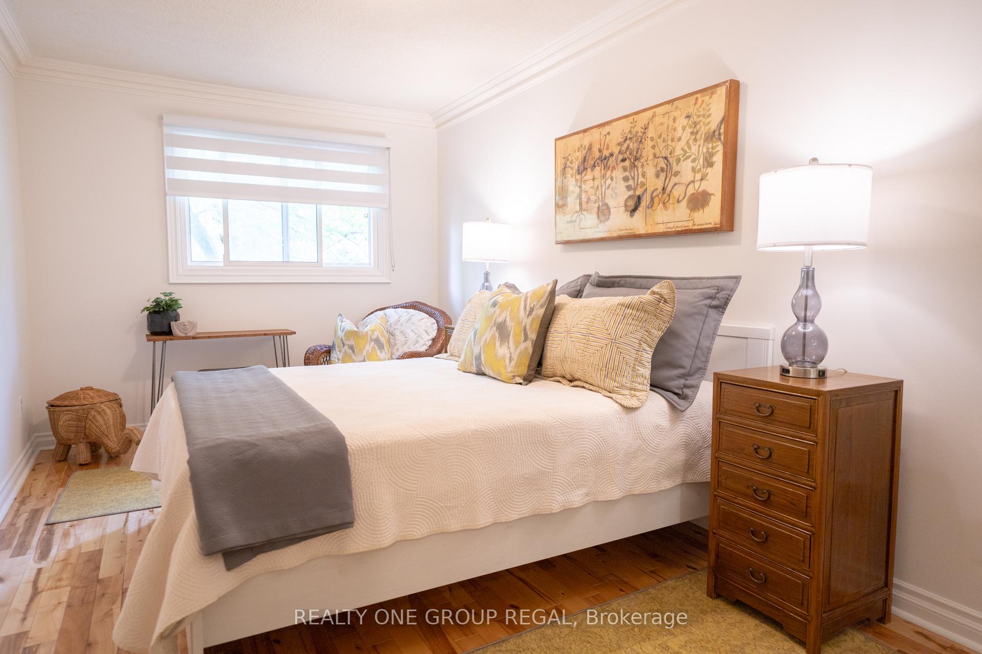 Photo 19 of 78 Baywood Court, Markham, Royal Orchard — HOMEH