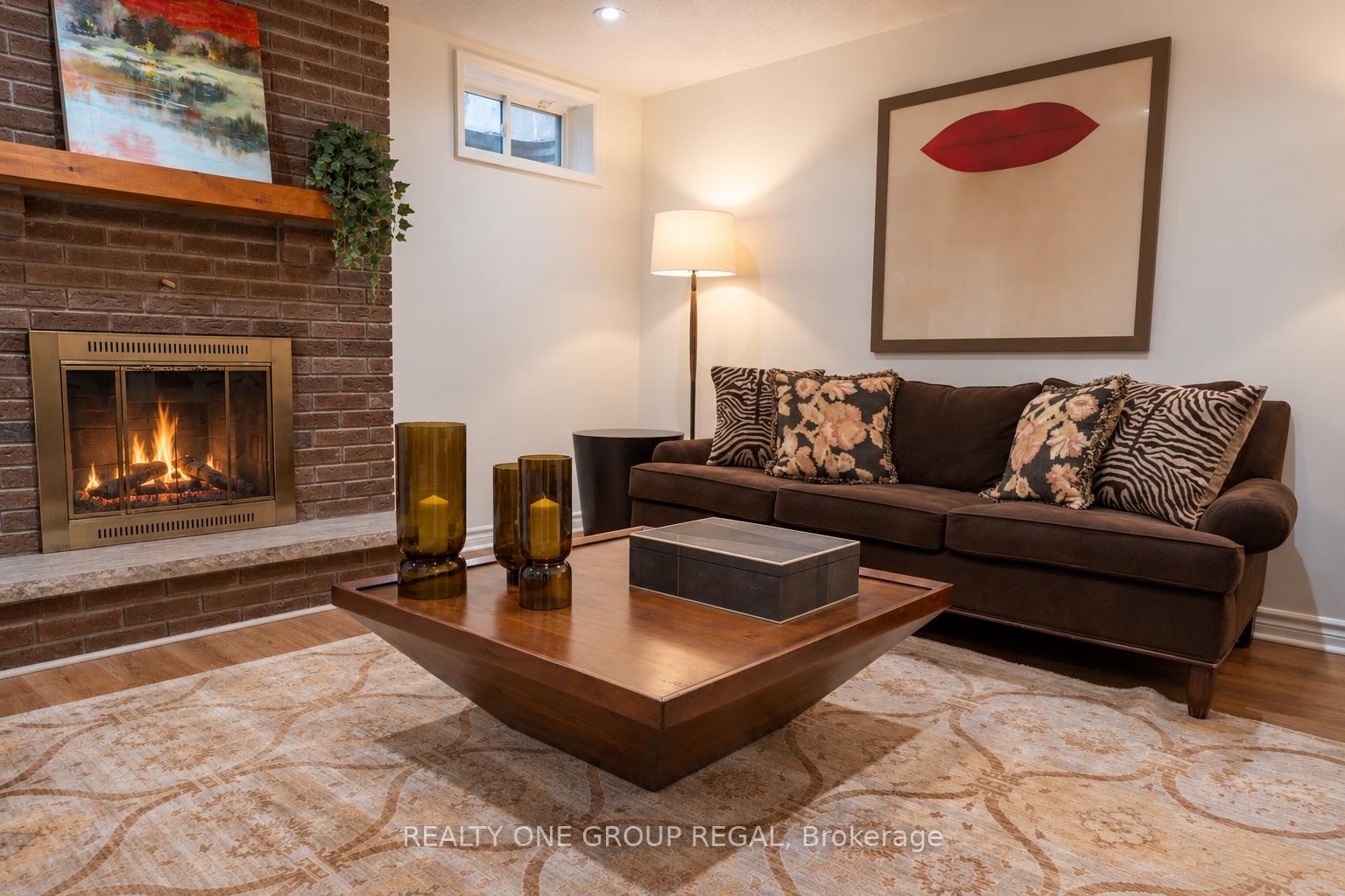 Photo 24 of 78 Baywood Court, Markham, Royal Orchard — HOMEH