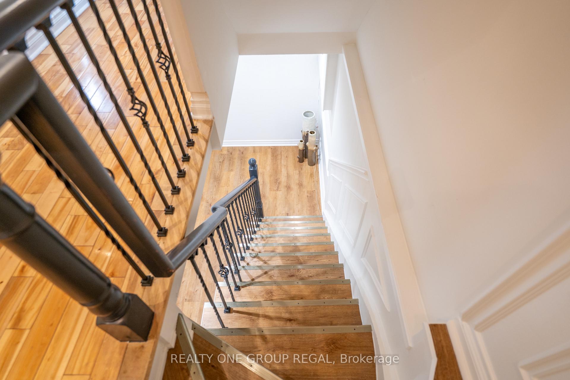 Photo 26 of 78 Baywood Court, Markham, Royal Orchard — HOMEH