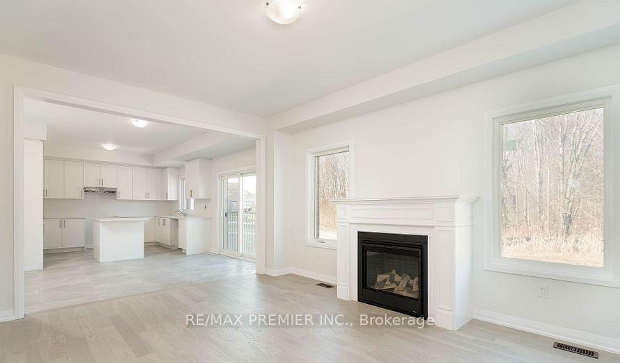 Photo 10 of Unit Main Floor, 1038 Hardy Way, Innisfil, Lefroy — HOMEH