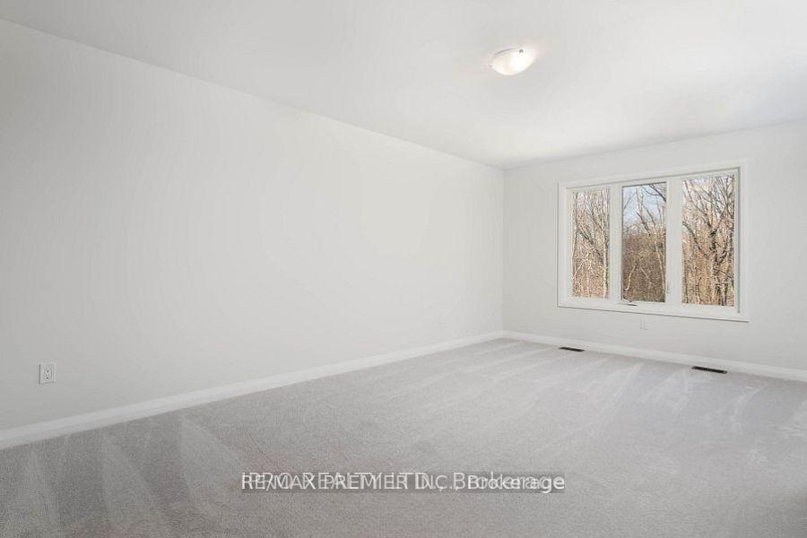 Photo 19 of Unit Main Floor, 1038 Hardy Way, Innisfil, Lefroy — HOMEH