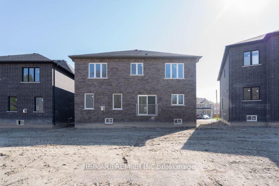 Photo 22 of Unit Main Floor, 1038 Hardy Way, Innisfil, Lefroy — HOMEH