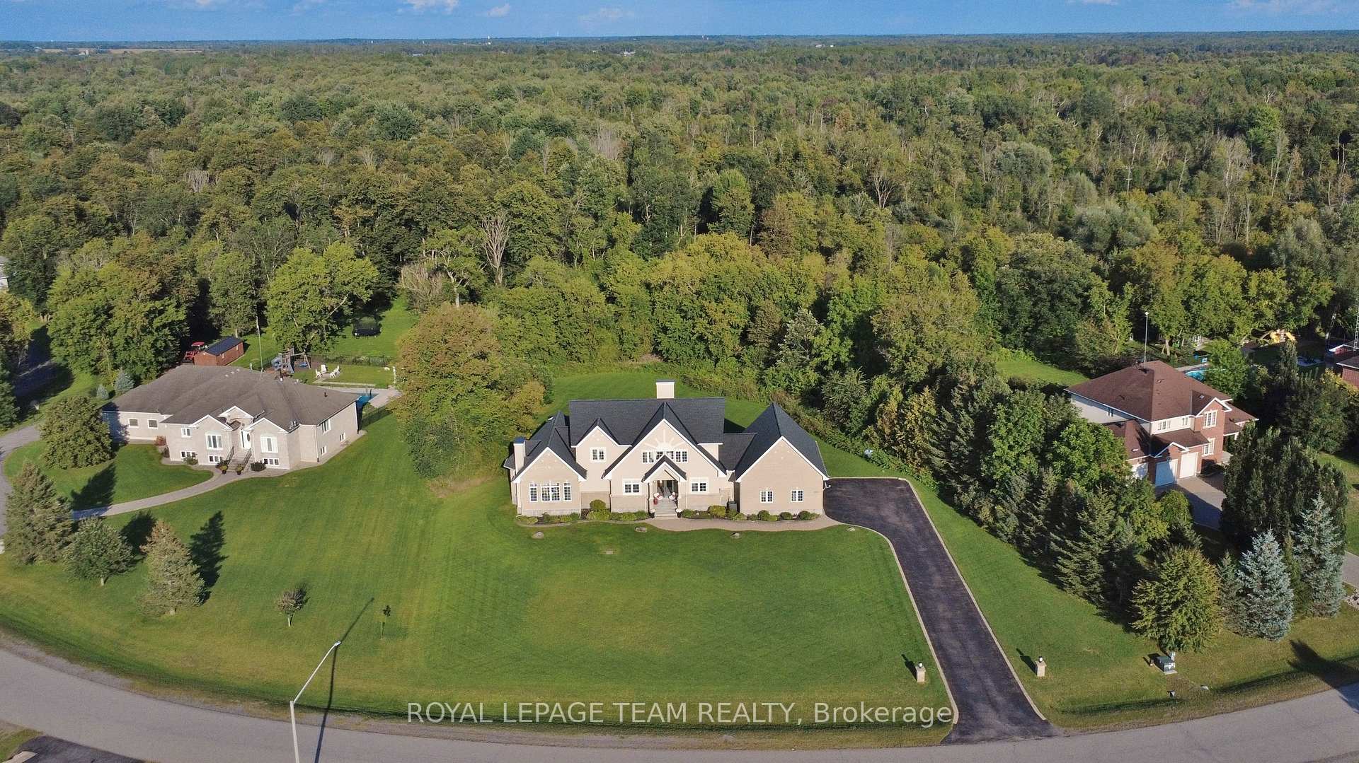 Photo 7 of 2515 Kearns Way, Ottawa, Osgoode Twp North of Reg Rd 6 — HOMEH