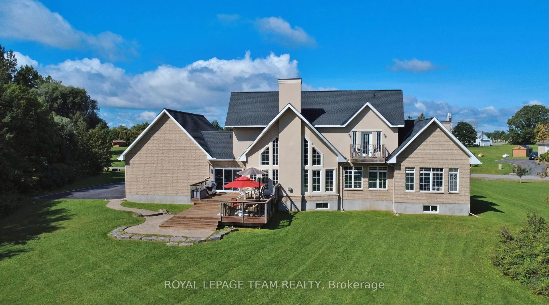 Photo 8 of 2515 Kearns Way, Ottawa, Osgoode Twp North of Reg Rd 6 — HOMEH