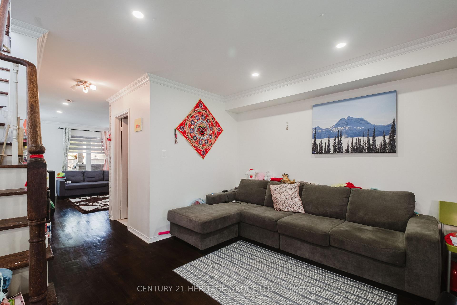 Photo 18 of 34 Haverhill Crescent, Whitby, Taunton North — HOMEH