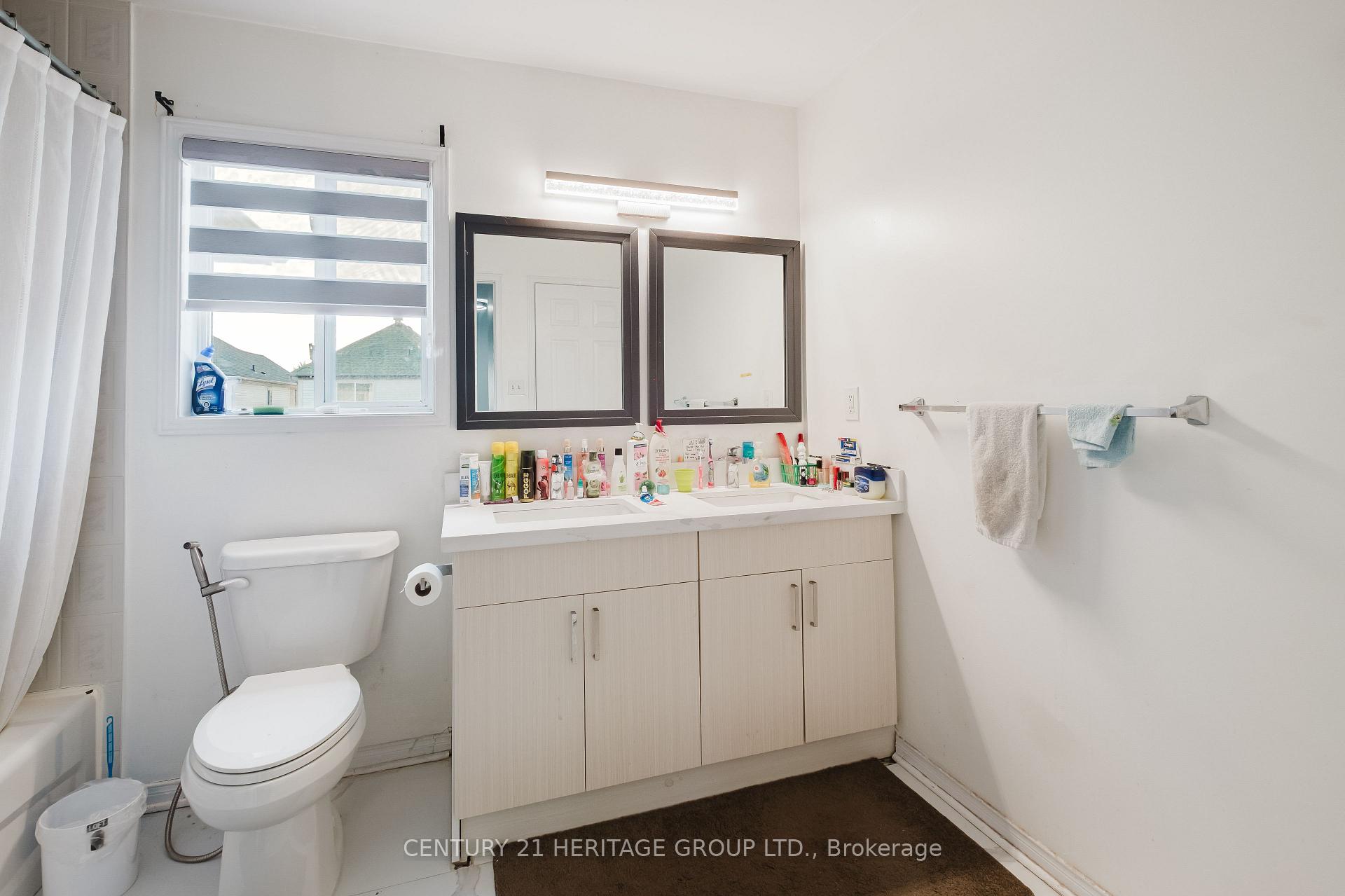 Photo 24 of 34 Haverhill Crescent, Whitby, Taunton North — HOMEH
