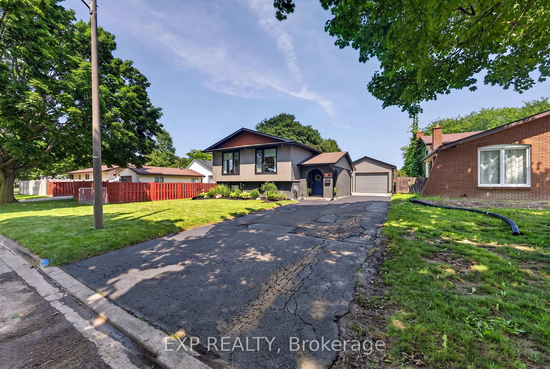 Photo 2 of 63 Harcove Street, St. Catharines, Vine/Linwell — HOMEH