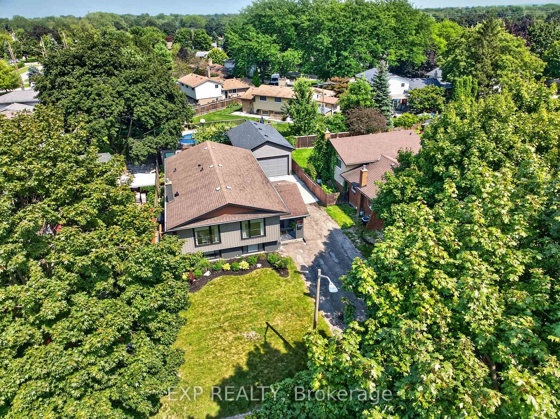 Photo 4 of 63 Harcove Street, St. Catharines, Vine/Linwell — HOMEH