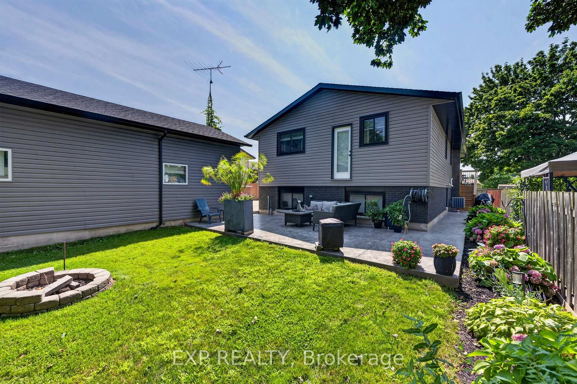 Photo 41 of 63 Harcove Street, St. Catharines, Vine/Linwell — HOMEH