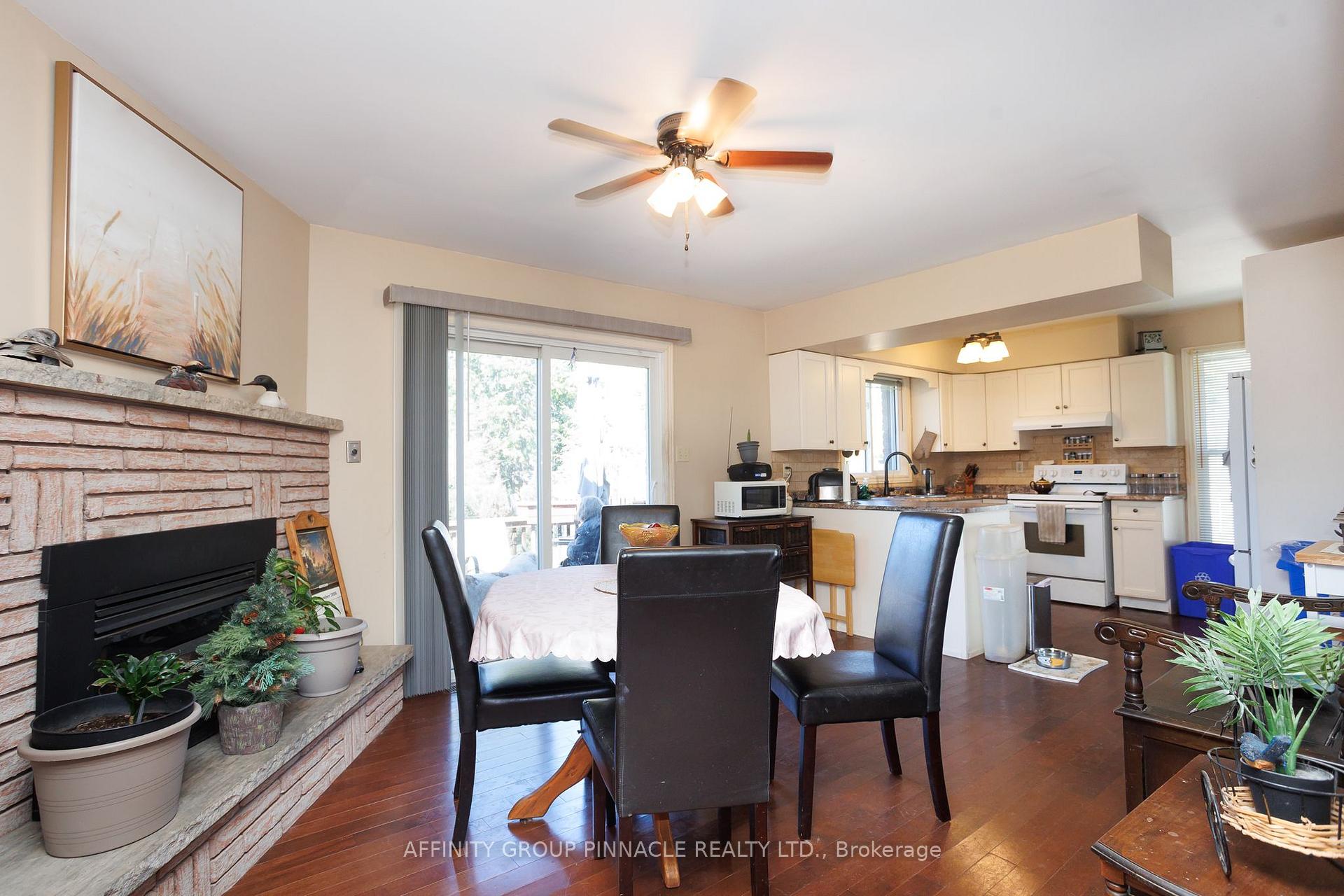 Photo 9 of 49 Queen Street, Kawartha Lakes, Bobcaygeon — HOMEH