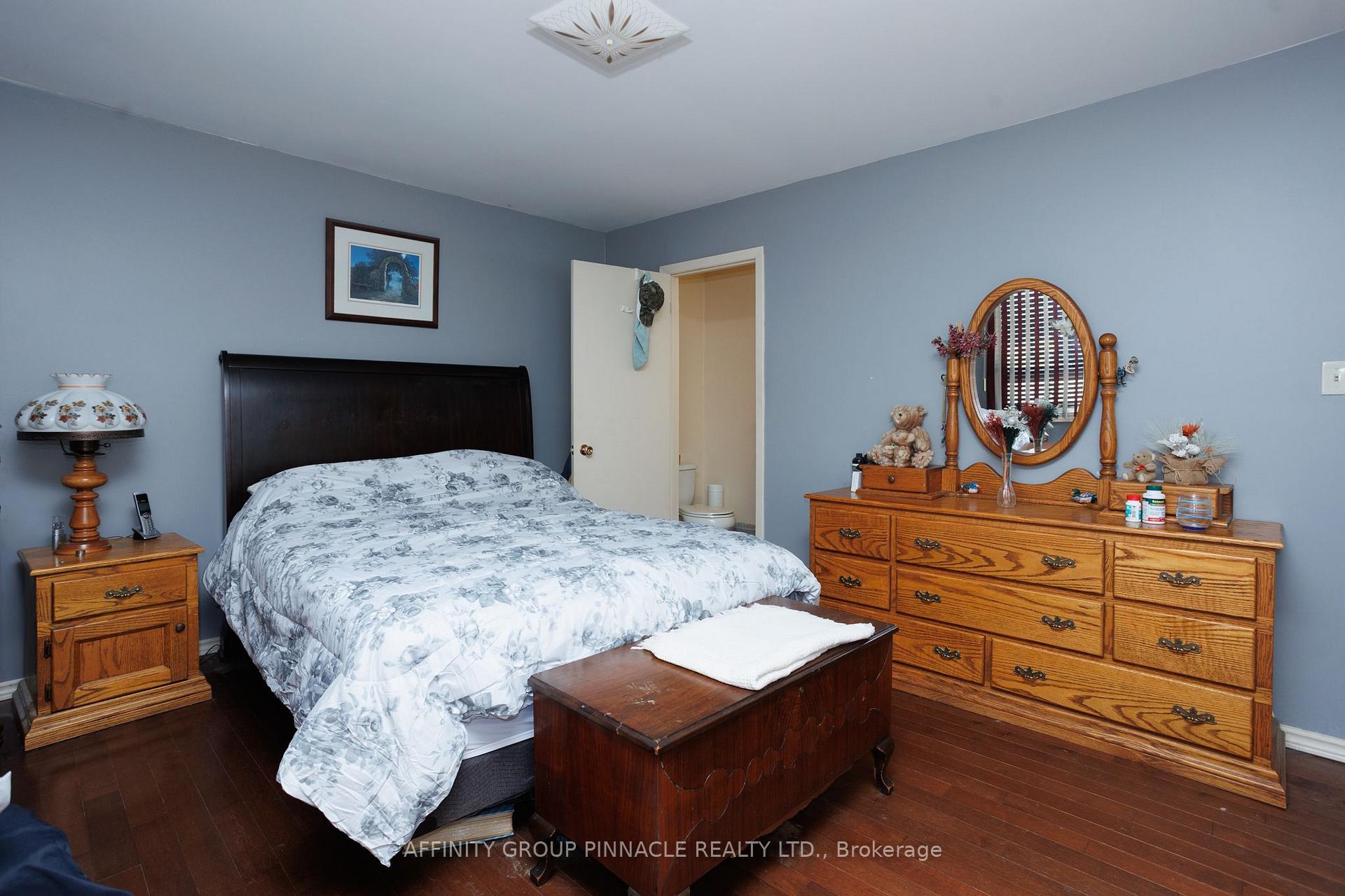 Photo 15 of 49 Queen Street, Kawartha Lakes, Bobcaygeon — HOMEH