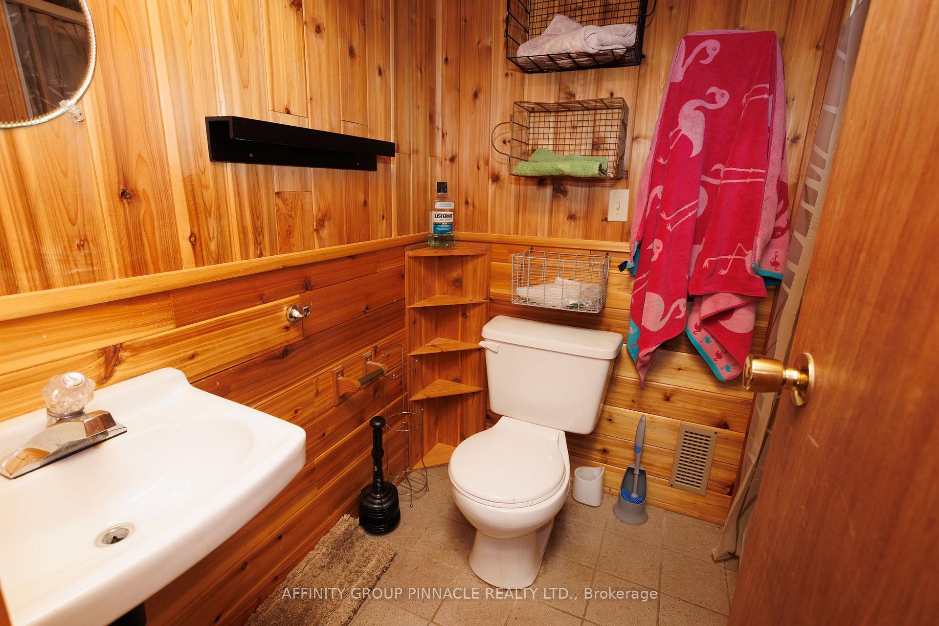 Photo 25 of 49 Queen Street, Kawartha Lakes, Bobcaygeon — HOMEH